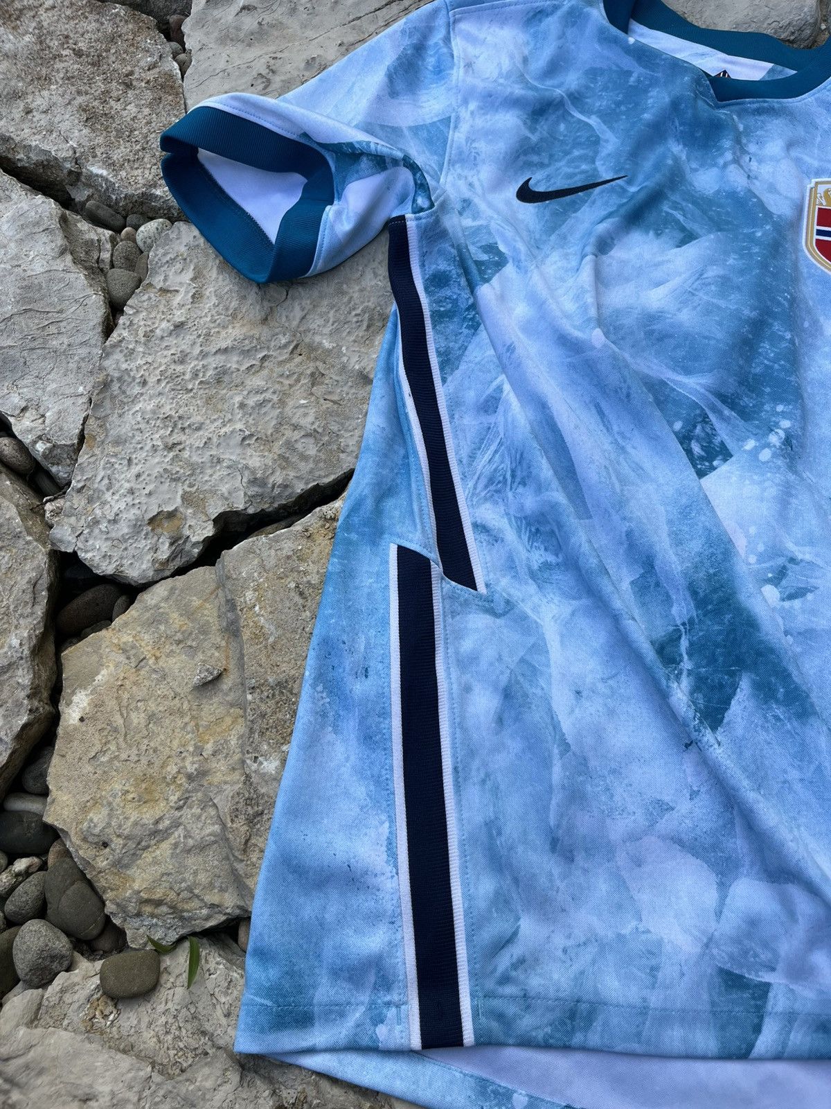 Nike Nike Norway 2020/2021 away jersey t-shirt limited ice print Size US M / EU 48-50 / 2 - 13 Thumbnail