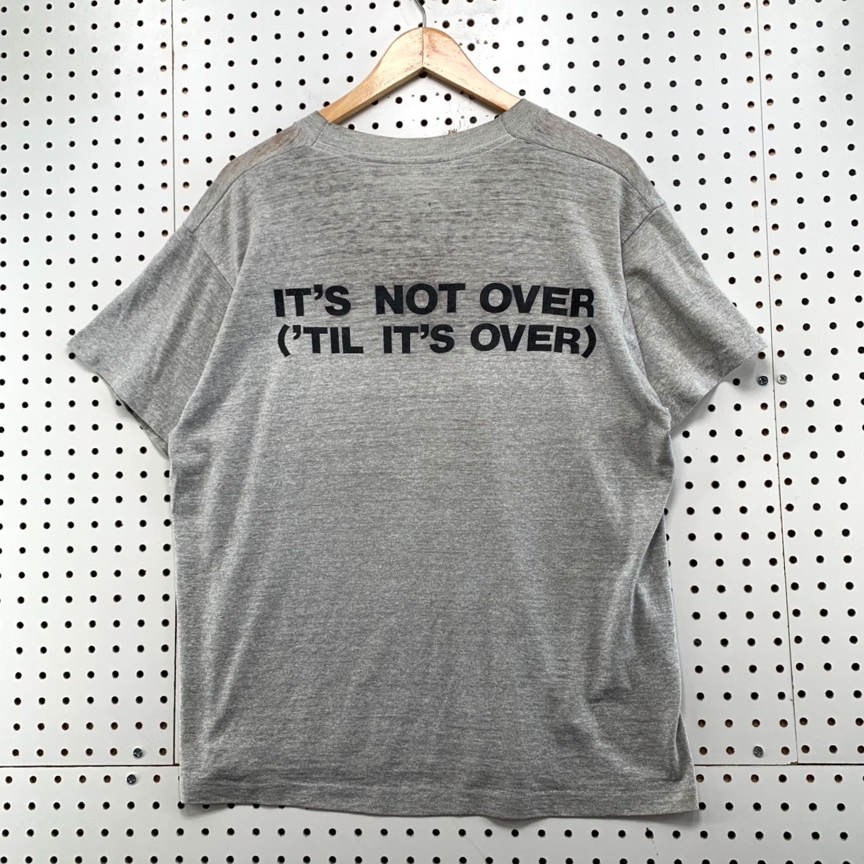 Vintage VINTAGE Starship Shirt Mens L Gray ITS NOT OVER Music 80s Single Stitch 22x27 Size US L / EU 52-54 / 3 - 2 Thumbnail