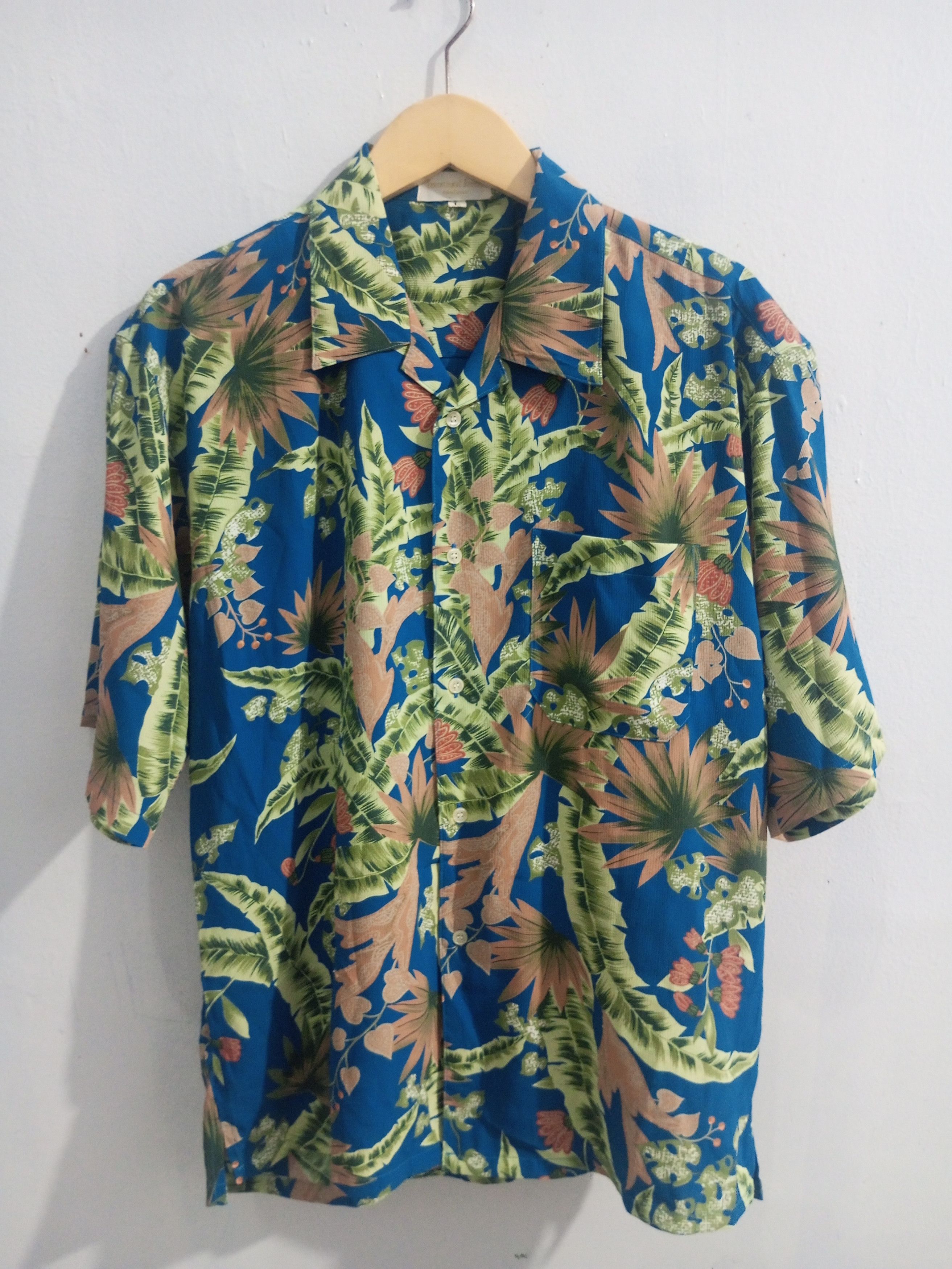 20471120 Vintage sensasional breeze folral Hawaiian silk shirt Size US L / EU 52-54 / 3 - 1 Thumbnail