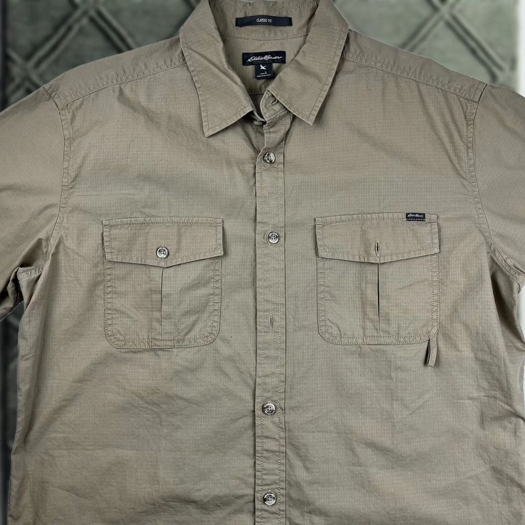 Eddie Bauer Eddie Bauer Shirt Mens Beige Cotton Short Sleeve Button-Up Double Pocket L Regular Size US L / EU 52-54 / 3 - 1 Thumbnail