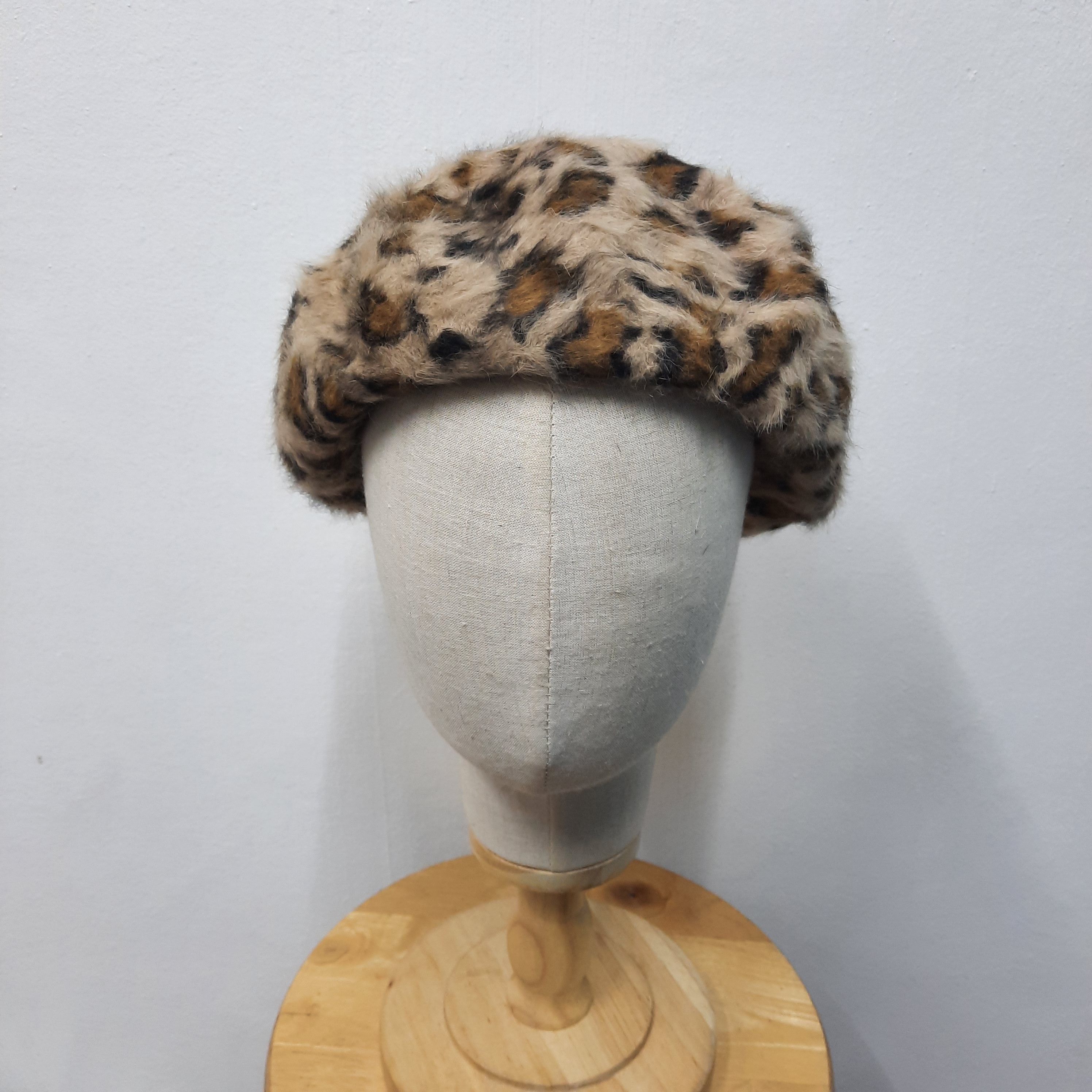 If Six Was Nine 💥 Japanese brand chubby momona loepard beret hat Size ONE SIZE - 2 Thumbnail