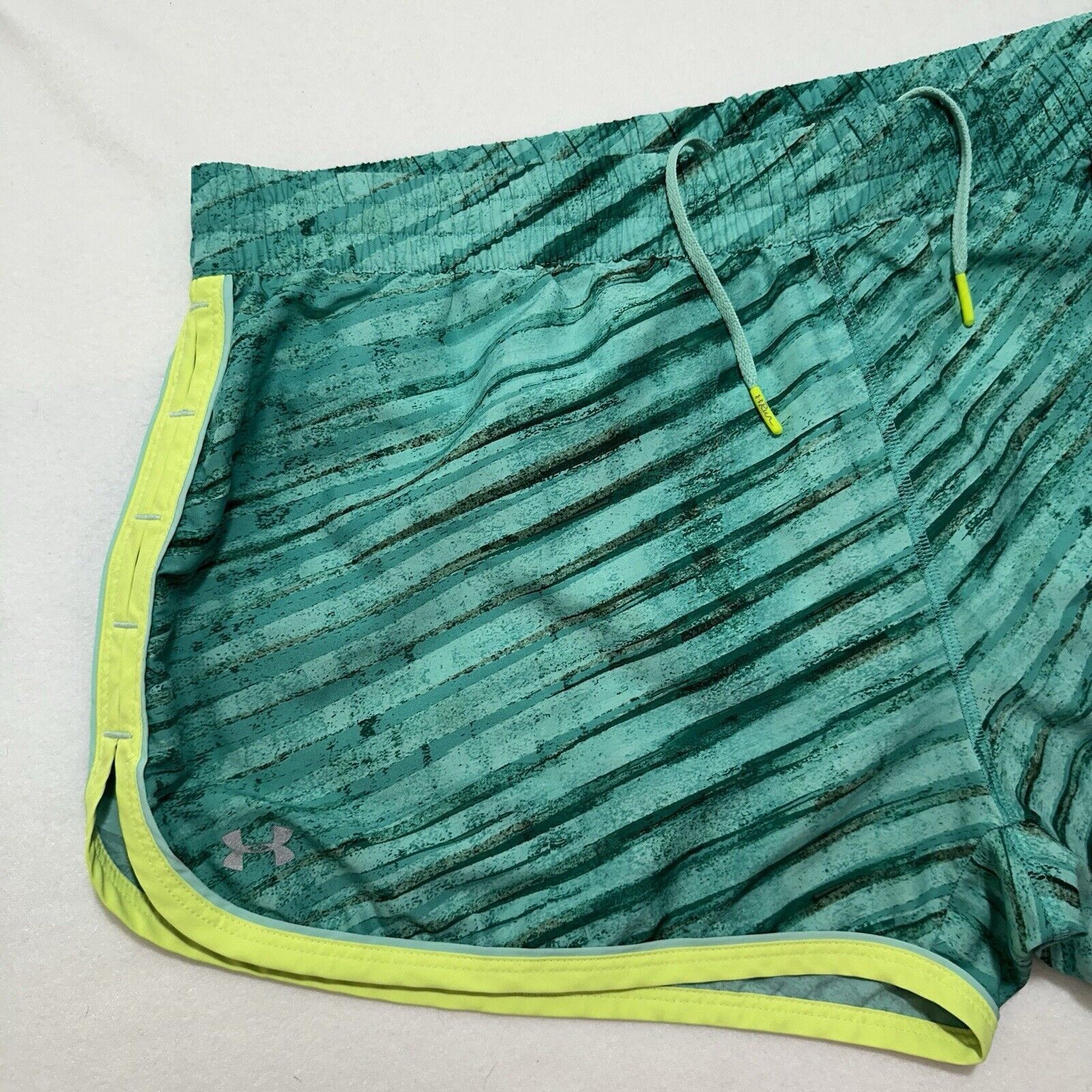 Under Armour Under Armour XL Fitted Running Shorts Teal Athletic 3 Inseam Size 38" / US 16 / IT 52 - 3 Thumbnail