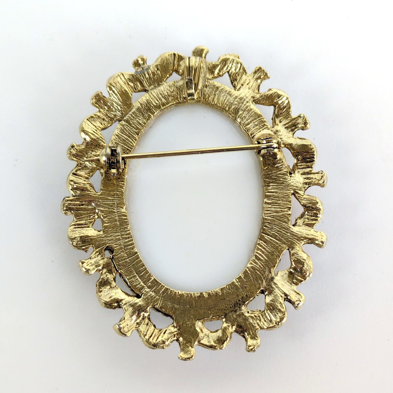 Vintage Victorian Revival Portrait Sugar Cameo Brooch Pin Pendant Size ONE SIZE - 5 Thumbnail