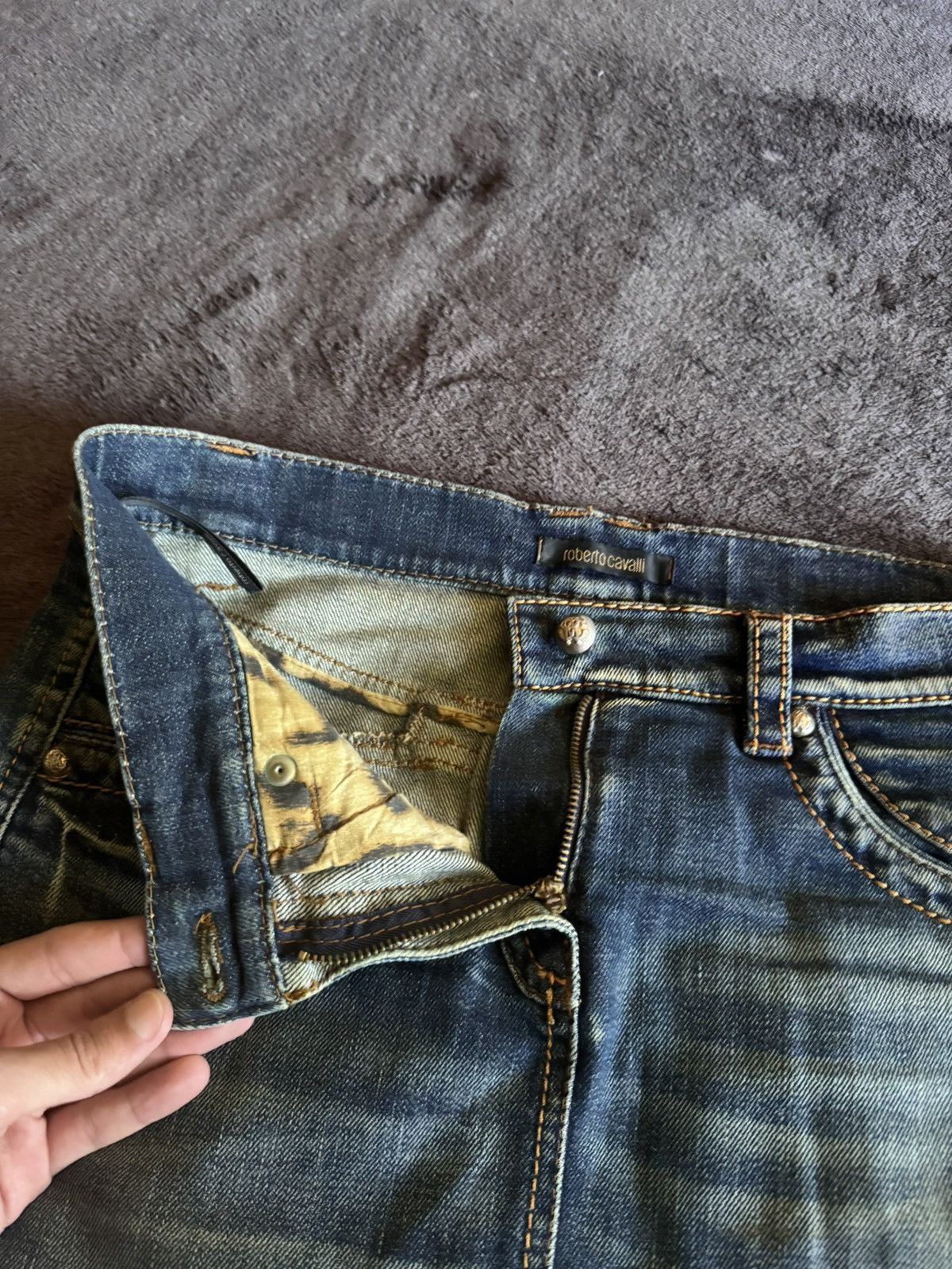 Roberto Cavalli Roberto cavalli vintage mini skirt y2k avant-garde Size 27" / US 4 / IT 40 - 8 Thumbnail