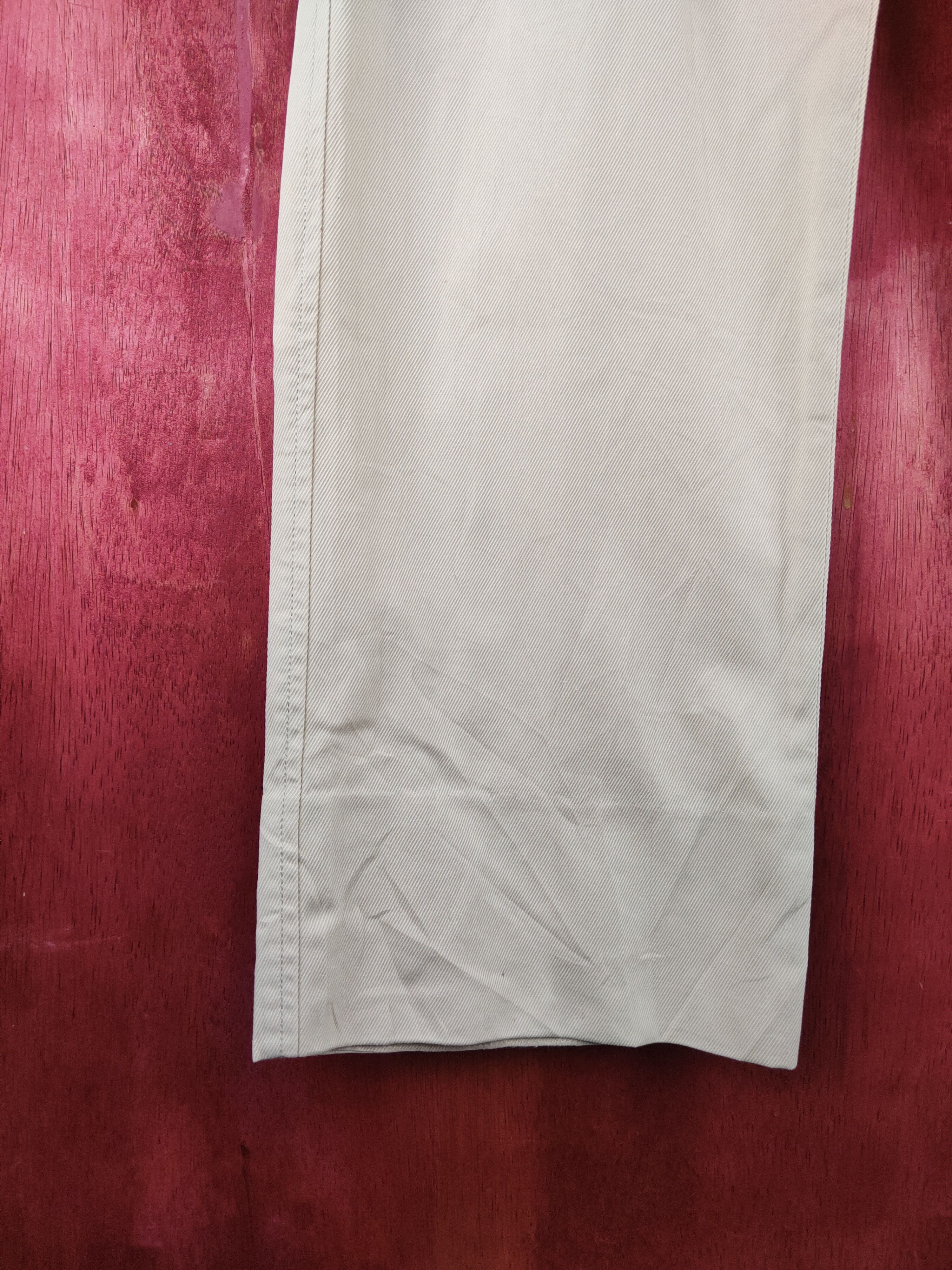 Burberry Burberry Beige Trousers Chino Pants N#S3030 Size US 36 / EU 52 - 4 Thumbnail