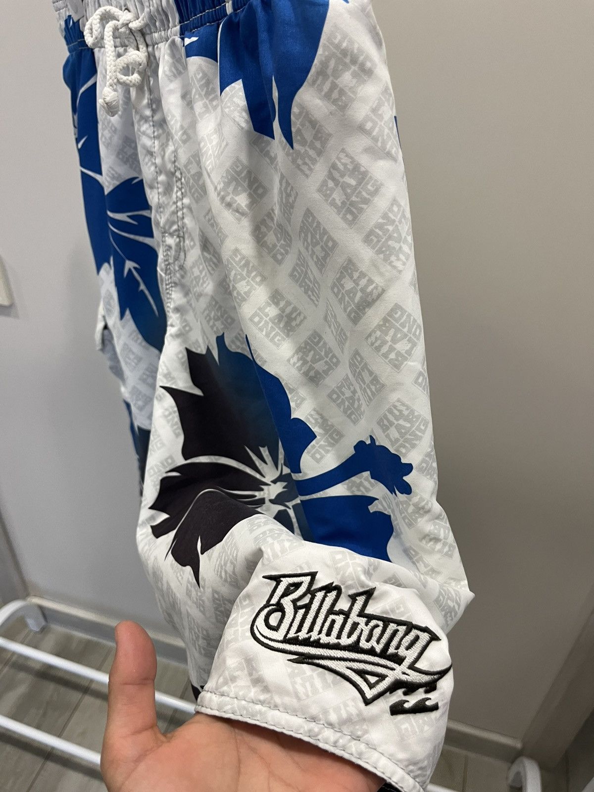 Billabong Vintage Billabong Skate Surf Shorts Size US 34 / EU 50 - 2 Thumbnail