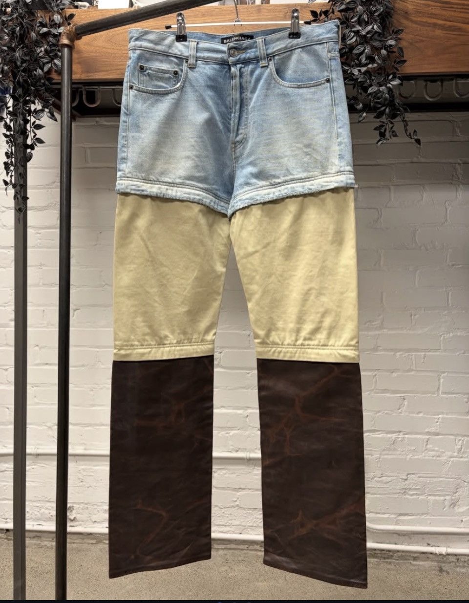 Balenciaga balenciaga leather convertible Size US 32 / EU 48 - 7 Thumbnail