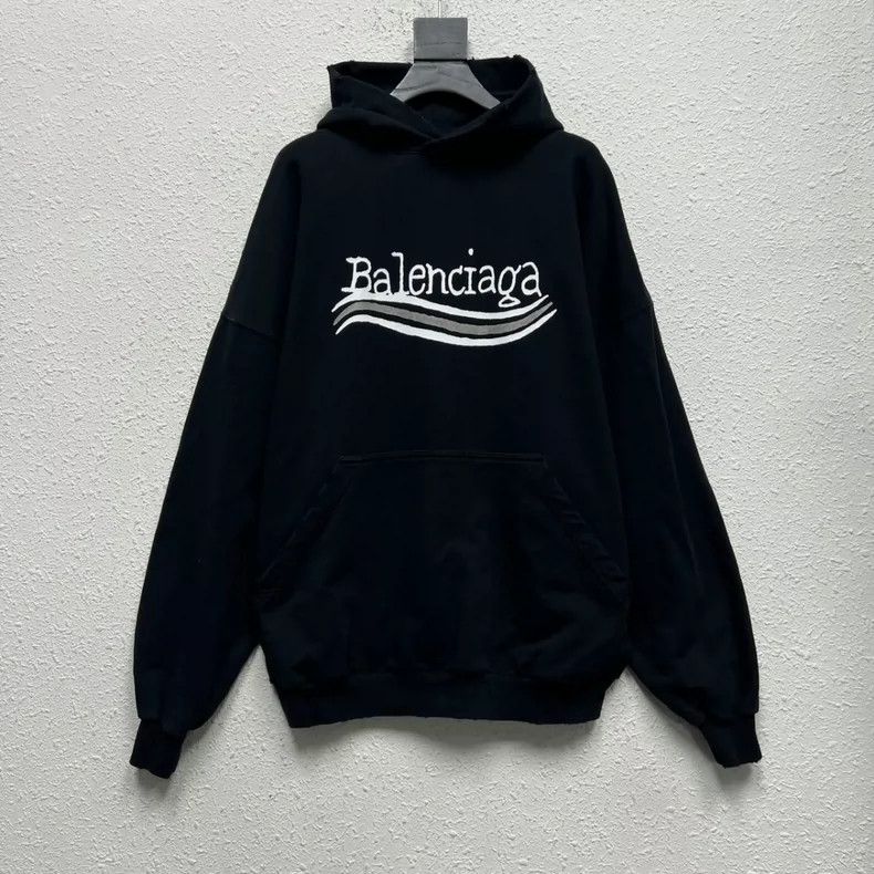 Balenciaga Balenciaga Color Blocked Letter Logo Printed Cola Logo Bla Size US L / EU 52-54 / 3 - 1 Thumbnail