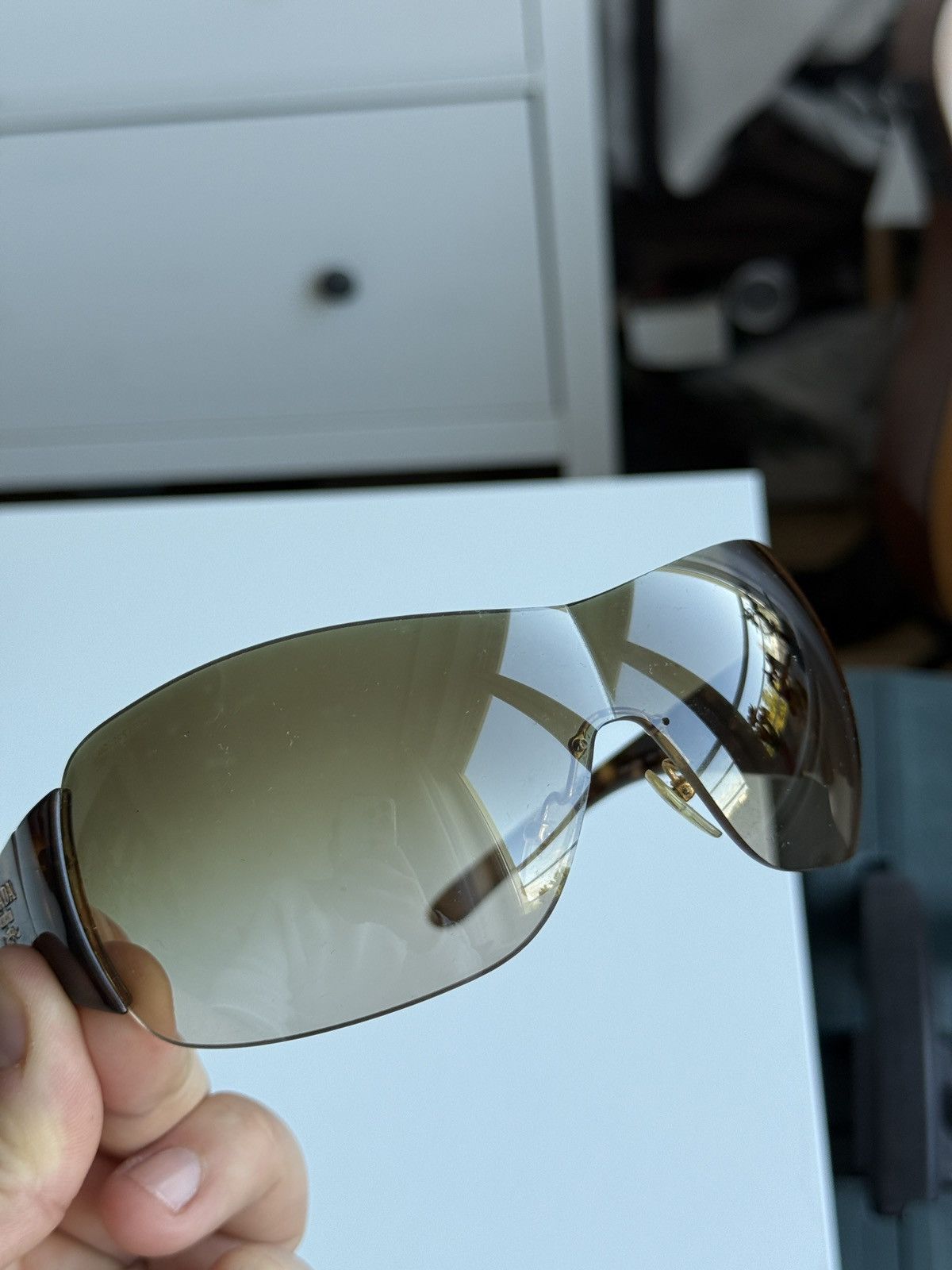 Designer × Prada × Vintage Vintage y2k Prada oversized sunglasses designer luxury rare Size ONE SIZE - 9 Thumbnail