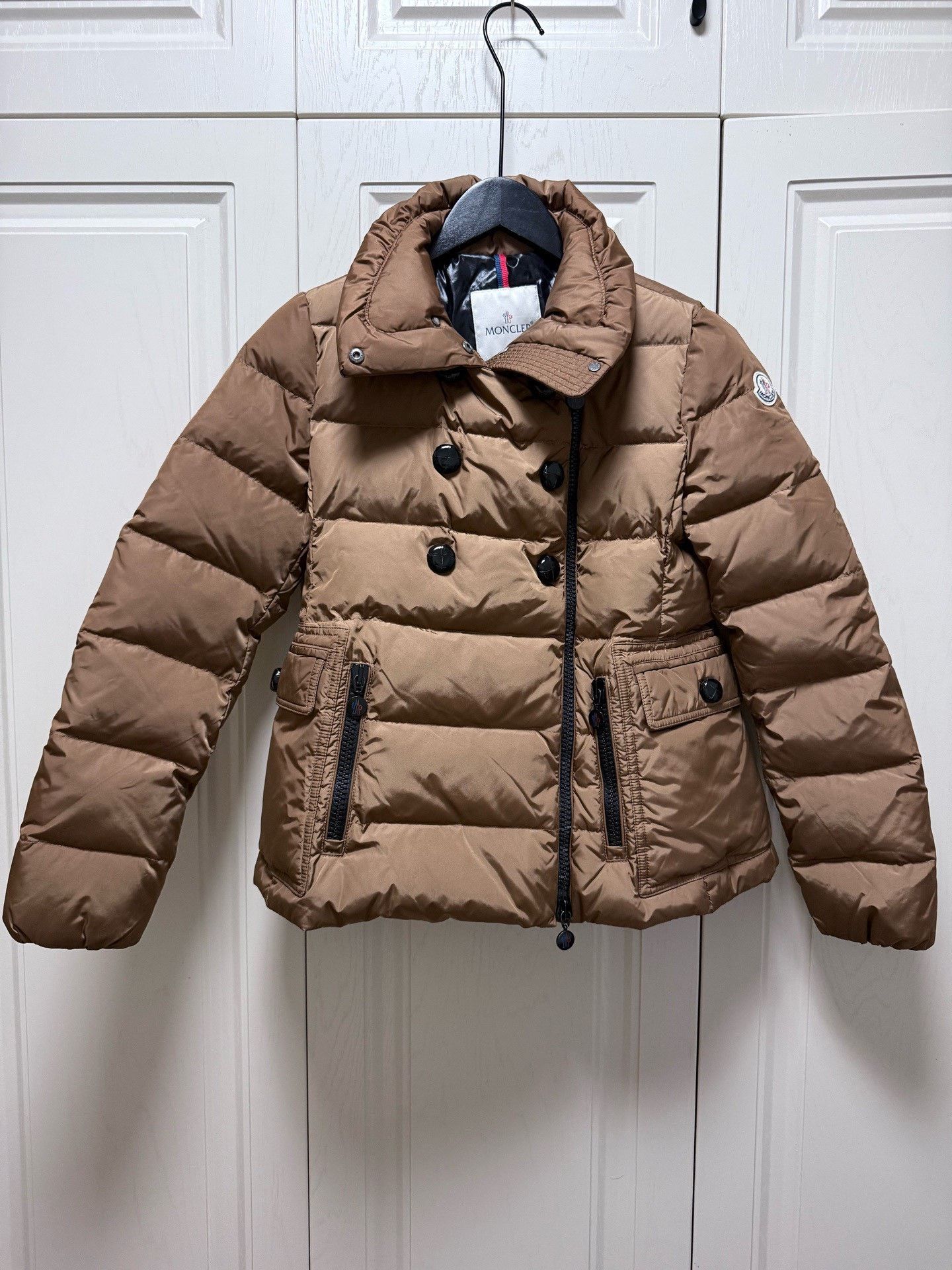 Moncler Moncler Short Down Jacket Size S / US 4 / IT 40 - 1 Thumbnail