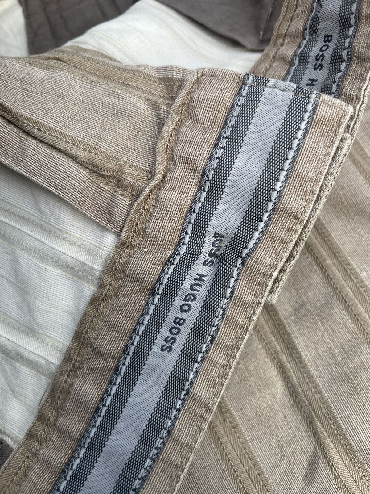 Designer × Hugo Boss × Vintage Vintage Hugo Boss Stripes Trouser Size US 34 / EU 50 - 16 Thumbnail