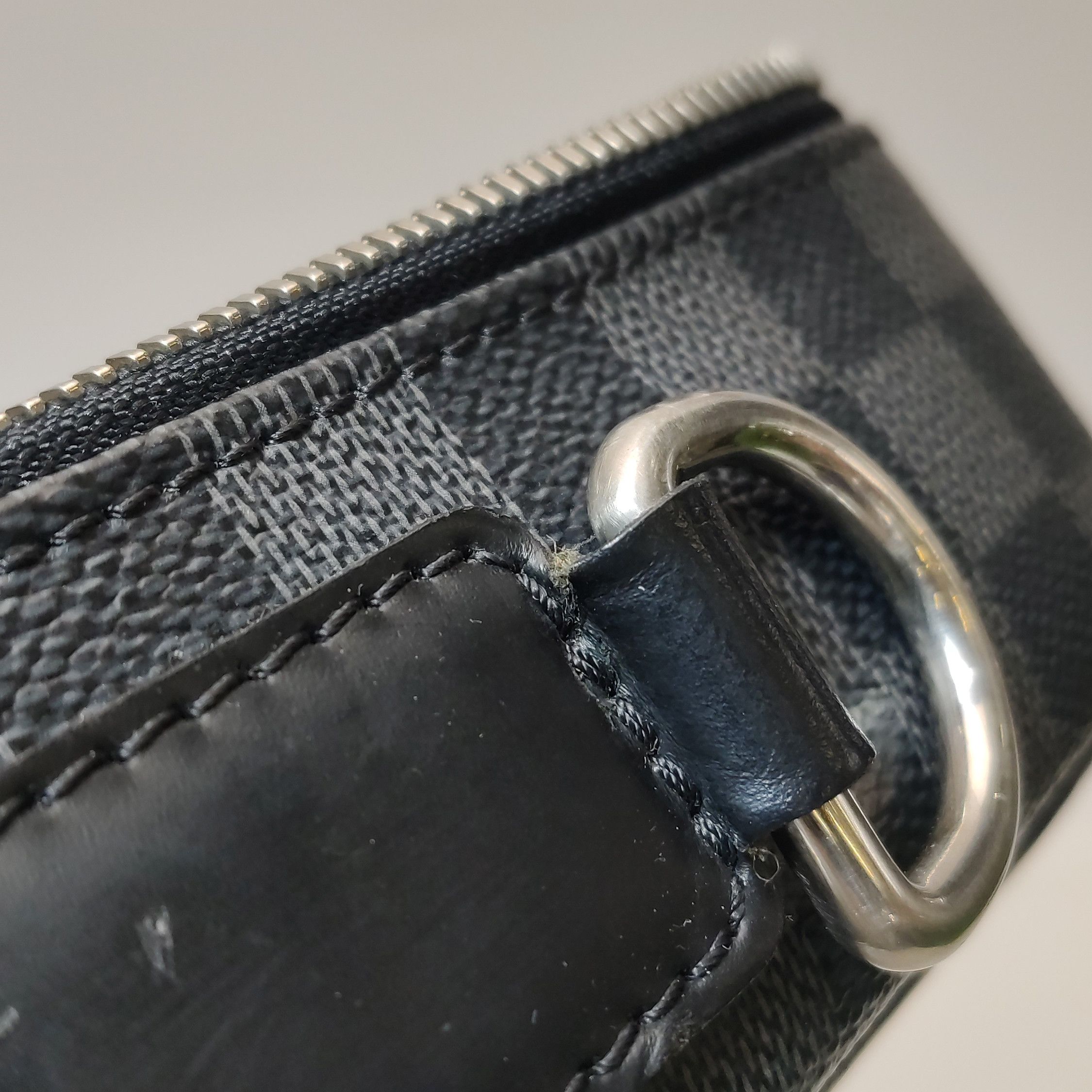 Louis Vuitton Louis Vuitton (LV) Porte-Documents leather checkerboard han Size ONE SIZE - 8 Thumbnail