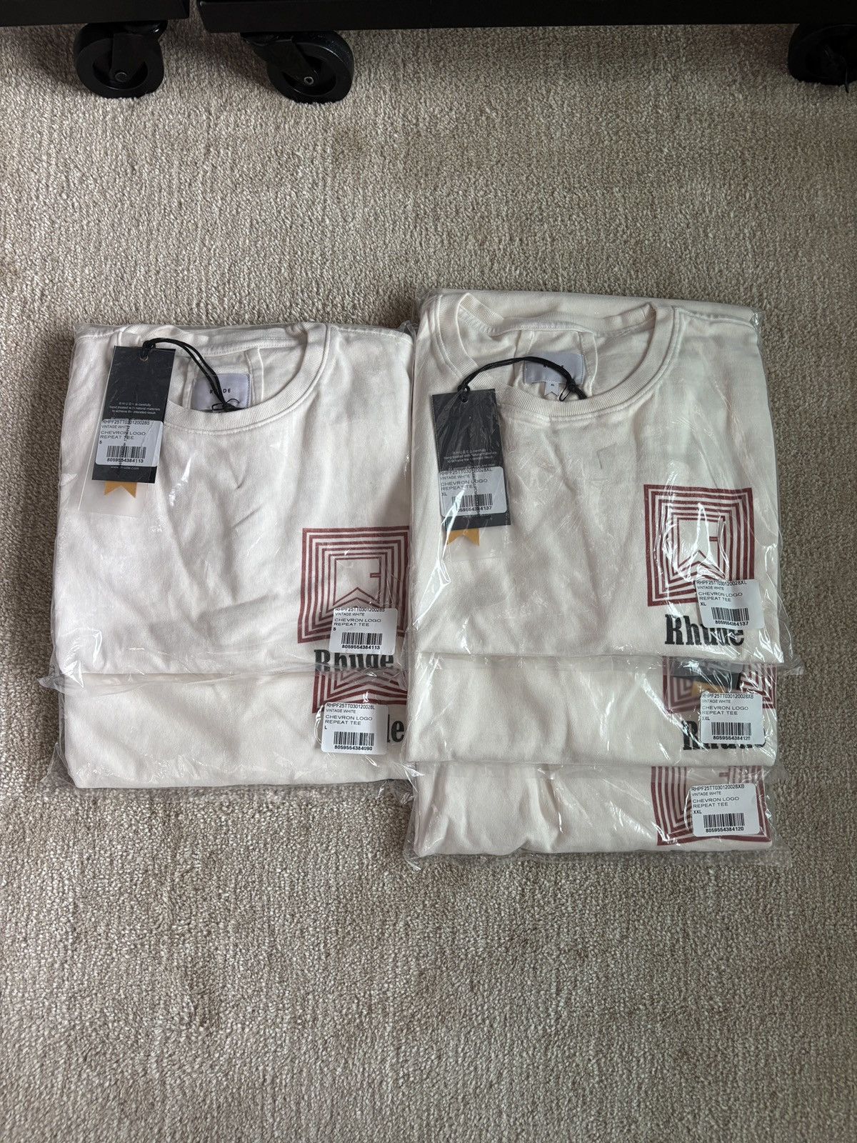Rhude RHUDE | CHEVRON REPEAT GRAPHIC LOGO TEE Size US XS / EU 42 / 0 - 8 Thumbnail