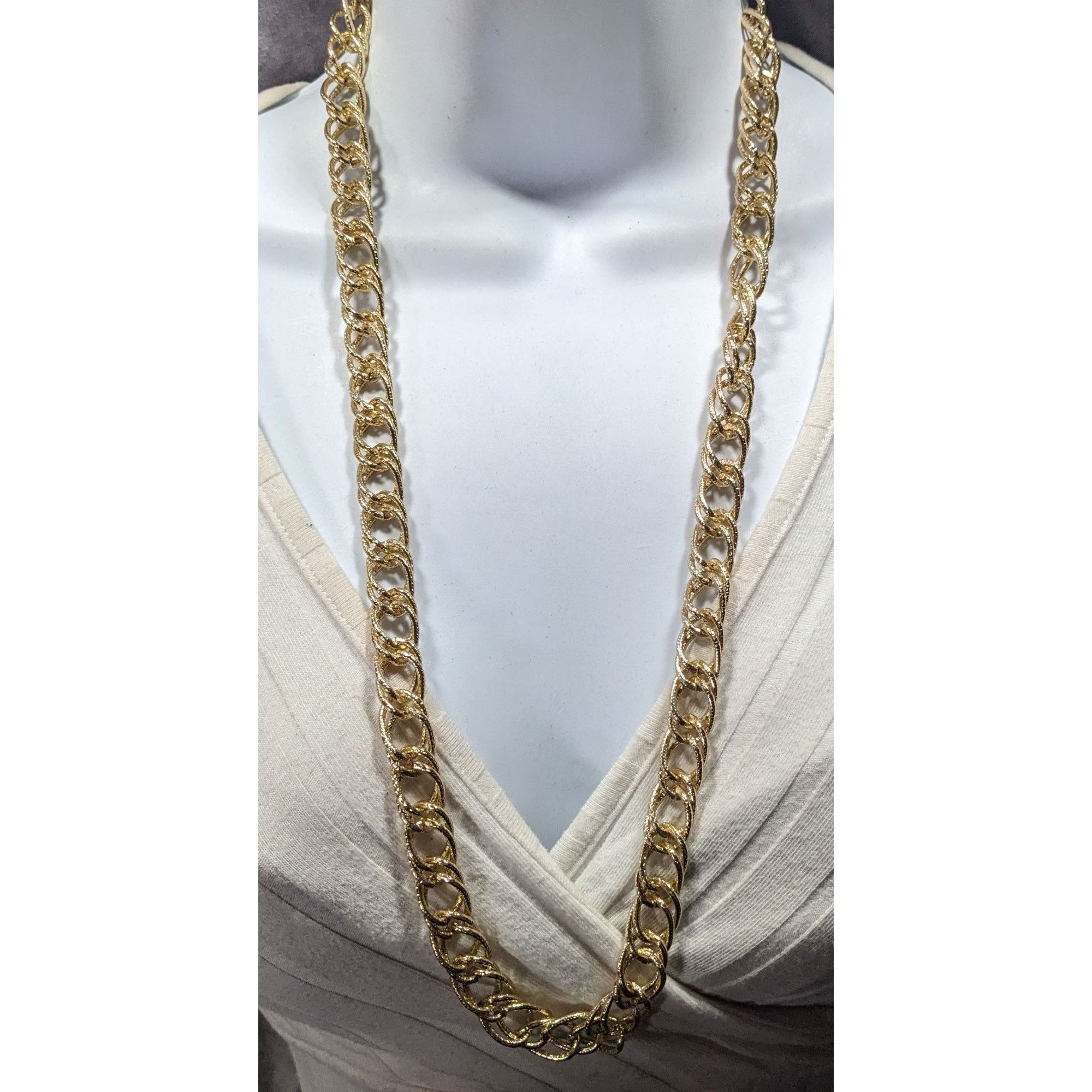 Other Lightweight Textured Gold Tone Chain Necklace Size ONE SIZE - 4 Thumbnail