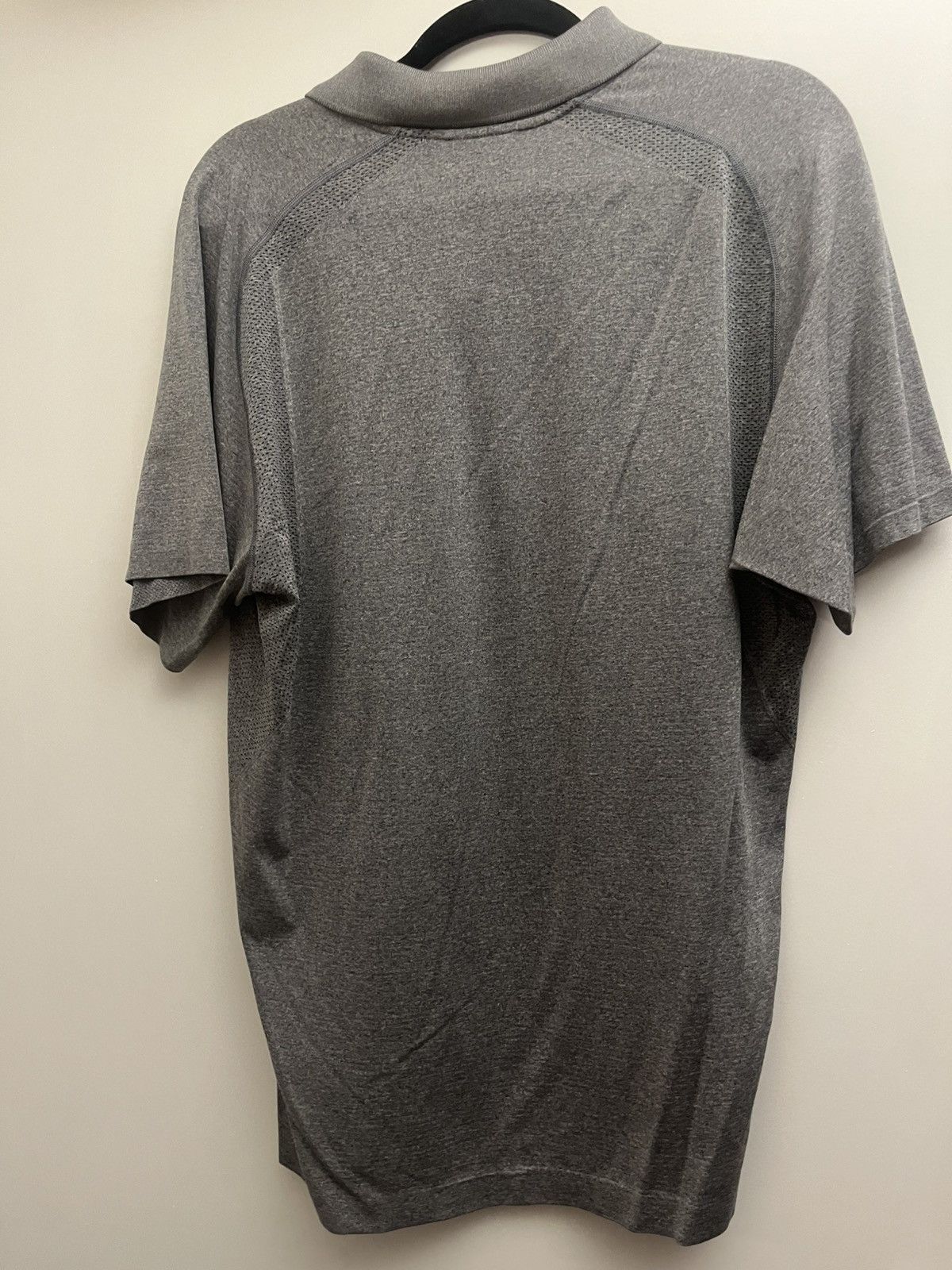 Lululemon Men’s Lululemon Metal Vent Tech Polo Grey Size XL Size US XL / EU 56 / 4 - 4 Thumbnail