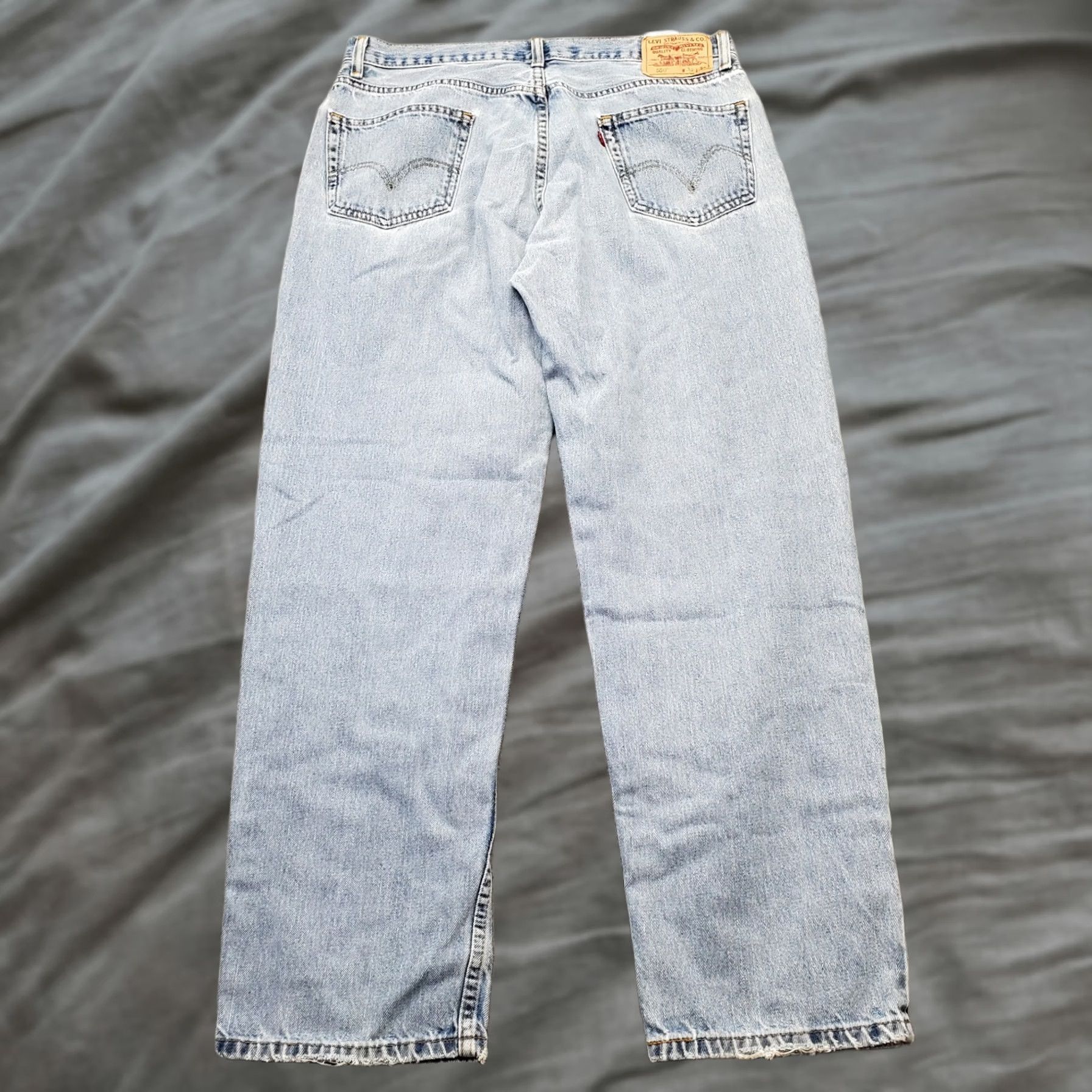 Levi's Levi's Mens Size 36 Levi's 550 Straight Jeans Blue Denim Light Wash Relaxed Fit Streetwear Jeans Size US 36 / EU 52 - 1 Thumbnail