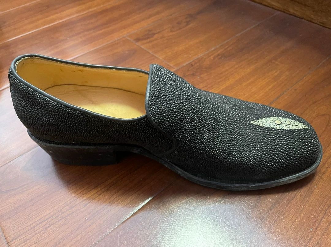 Brooks Black Pearl Fish Skin Shoes Size US 10.5 / EU 43-44 - 1 Thumbnail