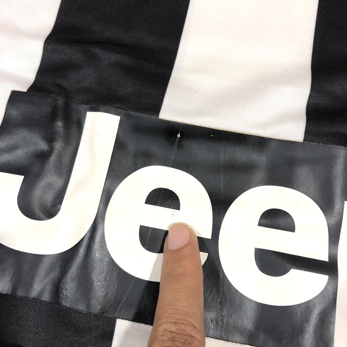 Nike Vintage Juventus FC Nike Rare Jersey Size US M / EU 48-50 / 2 - 11 Thumbnail