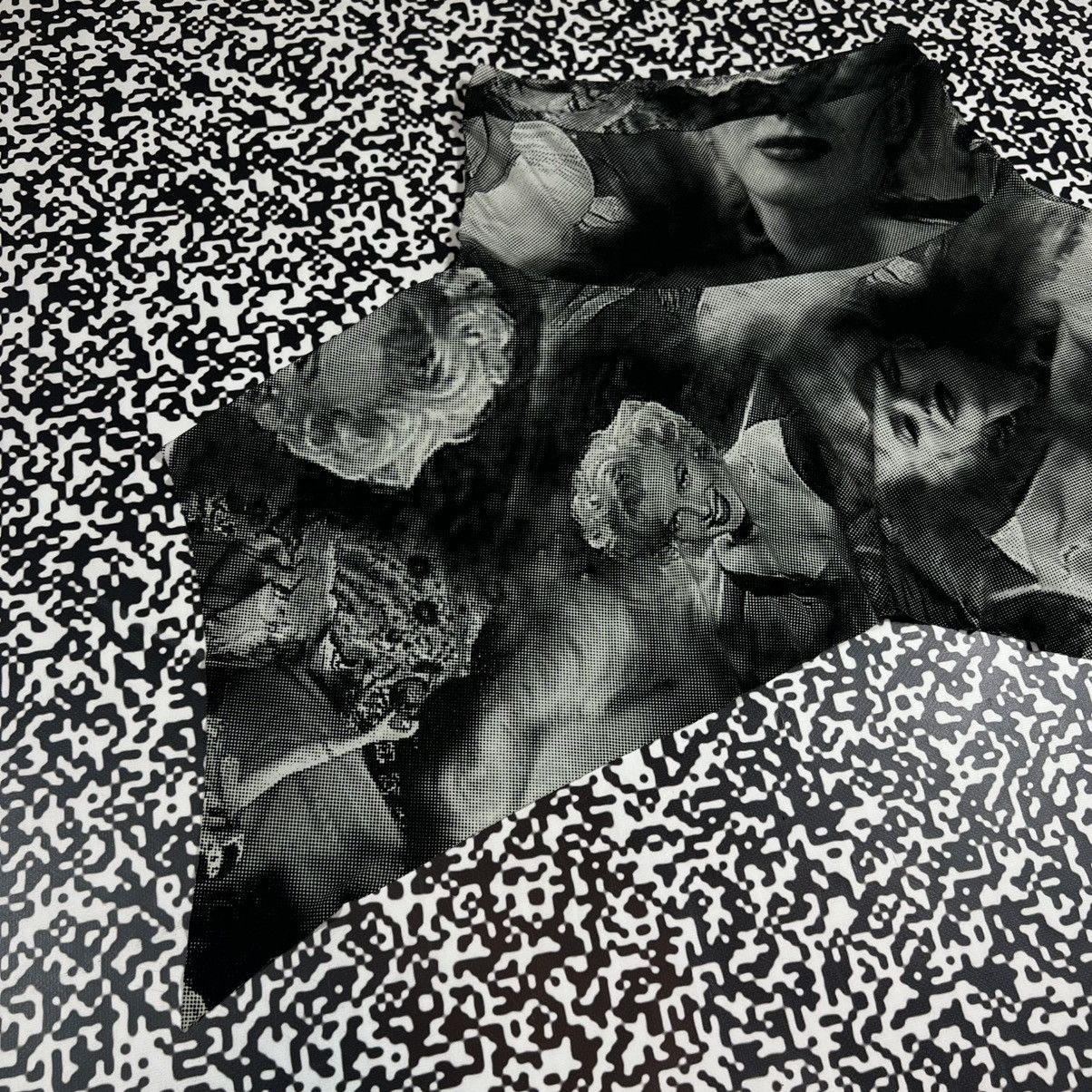 Japanese Brand Vintage Y2K Japanese Art Face Marilyn Monroe Logo Skirt Size 28" / US 6 / IT 42 - 10 Thumbnail