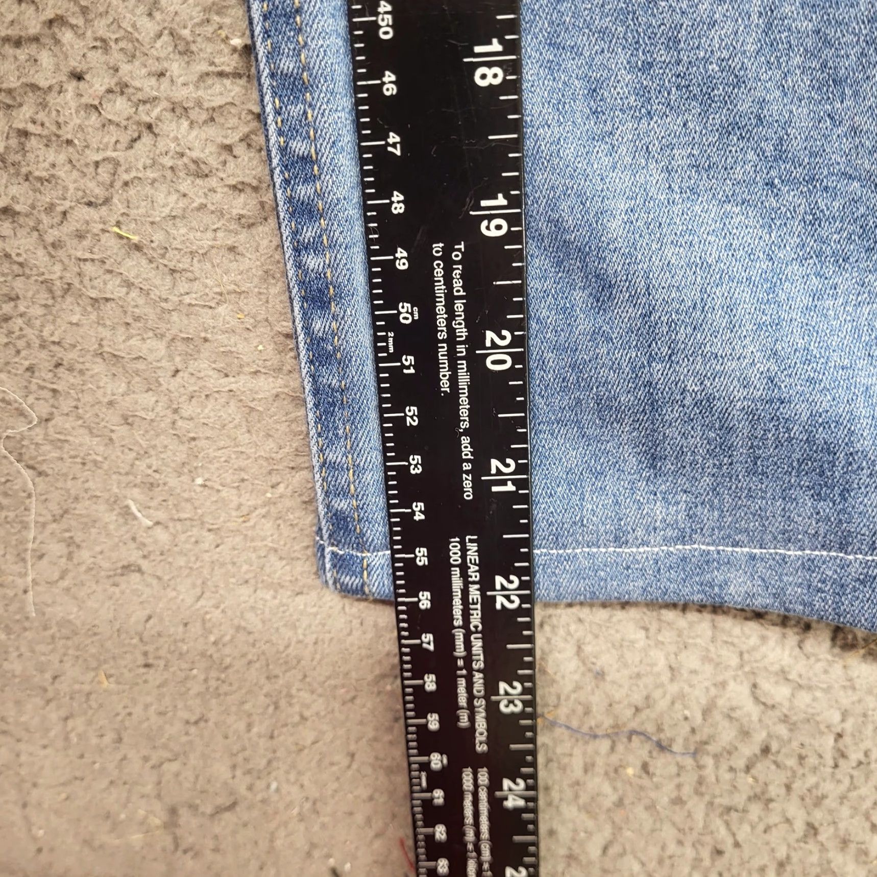 Vintage YMI Capri Jeans Womens Size 13/31 Blue Medium Wash Stretch Professionally Hemmed Size 34" / US 12 / IT 48 - 6 Thumbnail