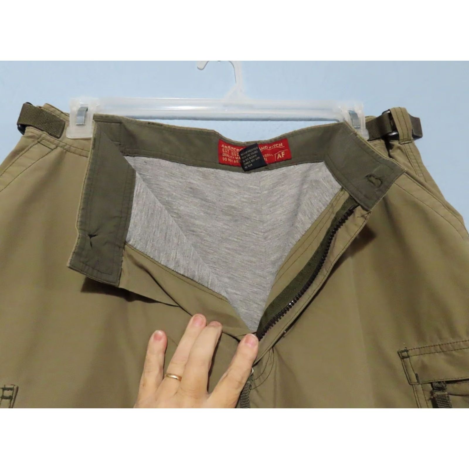 Abercrombie & Fitch Abercrombie & Fitch Pants Mens Large Brown Cargo Paratrooper T-2083 Y2K 90s Outdoor Casual Cargo Pants Mens Size US 33 - 6 Thumbnail