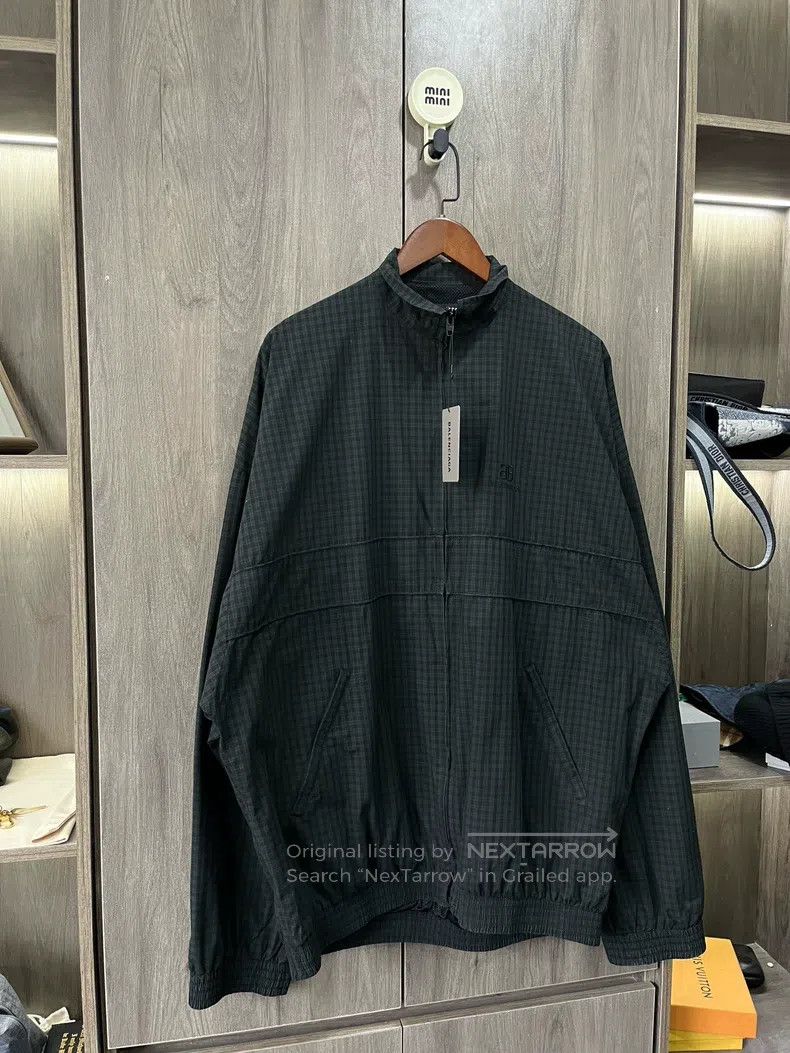 Balenciaga Balenciaga Black and white checkered casual zipper stand c Size US S / EU 44-46 / 1 - 9 Thumbnail