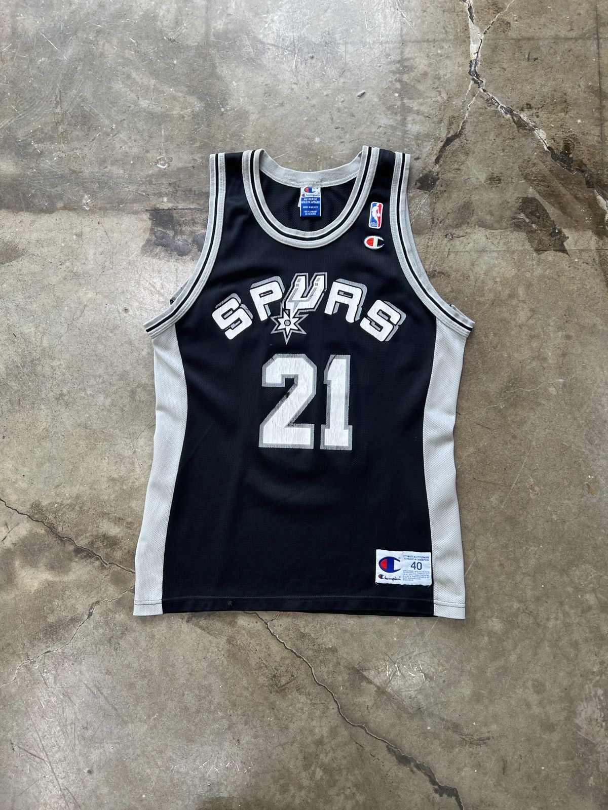 NBA × Vintage Vintage Champion NBA San Antonio Spurs Jersey Medium Size US M / EU 48-50 / 2 - 2 Thumbnail