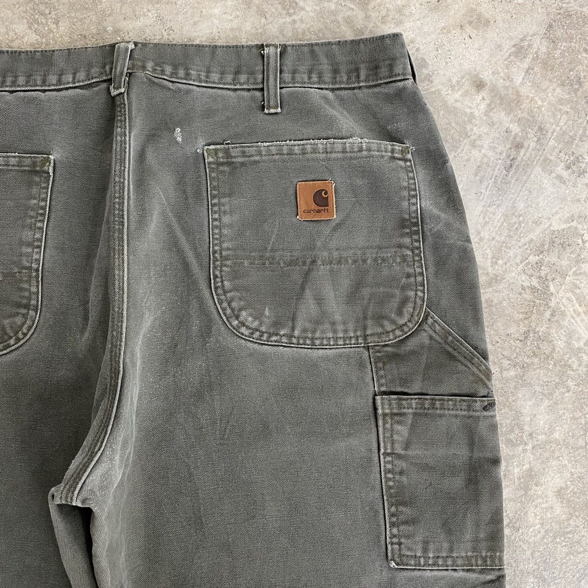 Carhartt VTG Carhartt Faded Moss Green Ripped Carpenter Pants Size US 37 - 24 Thumbnail