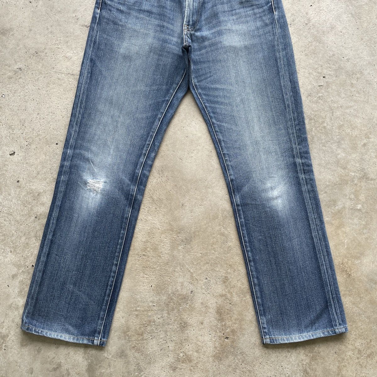 Japanese Brand Vintage Japanese Faded Jeans Pants Distressed Denim W32x30 Size US 32 / EU 48 - 4 Thumbnail