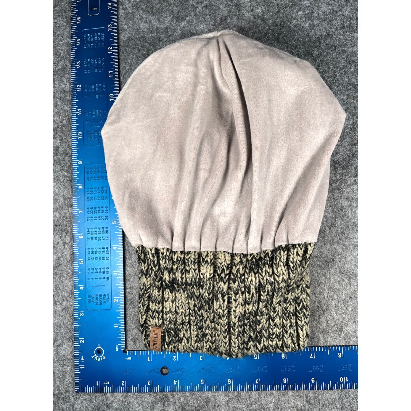 Vintage Furtalk Beanie Hat Adult One Size Beige Black Knit Acrylic Polyester Lined Cuffed Logo Ski Knit Size ONE SIZE - 5 Thumbnail