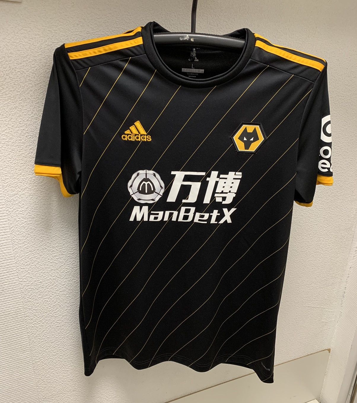 Adidas Adidas Wolverhampton soccer jersey L size 2019-2020 Size US L / EU 52-54 / 3 - 1 Thumbnail