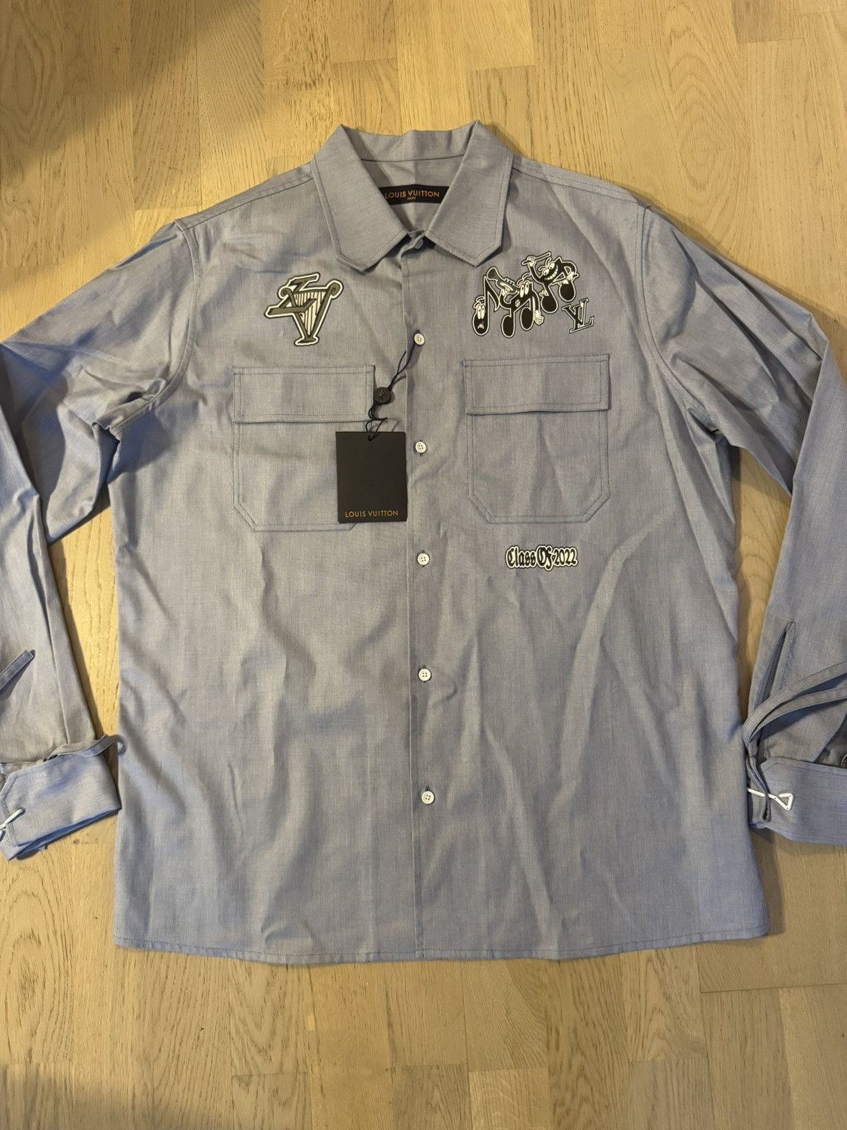 Louis Vuitton LOUIS VUITTON shirt see photos for real tape measurements Size US M / EU 48-50 / 2 - 3 Thumbnail