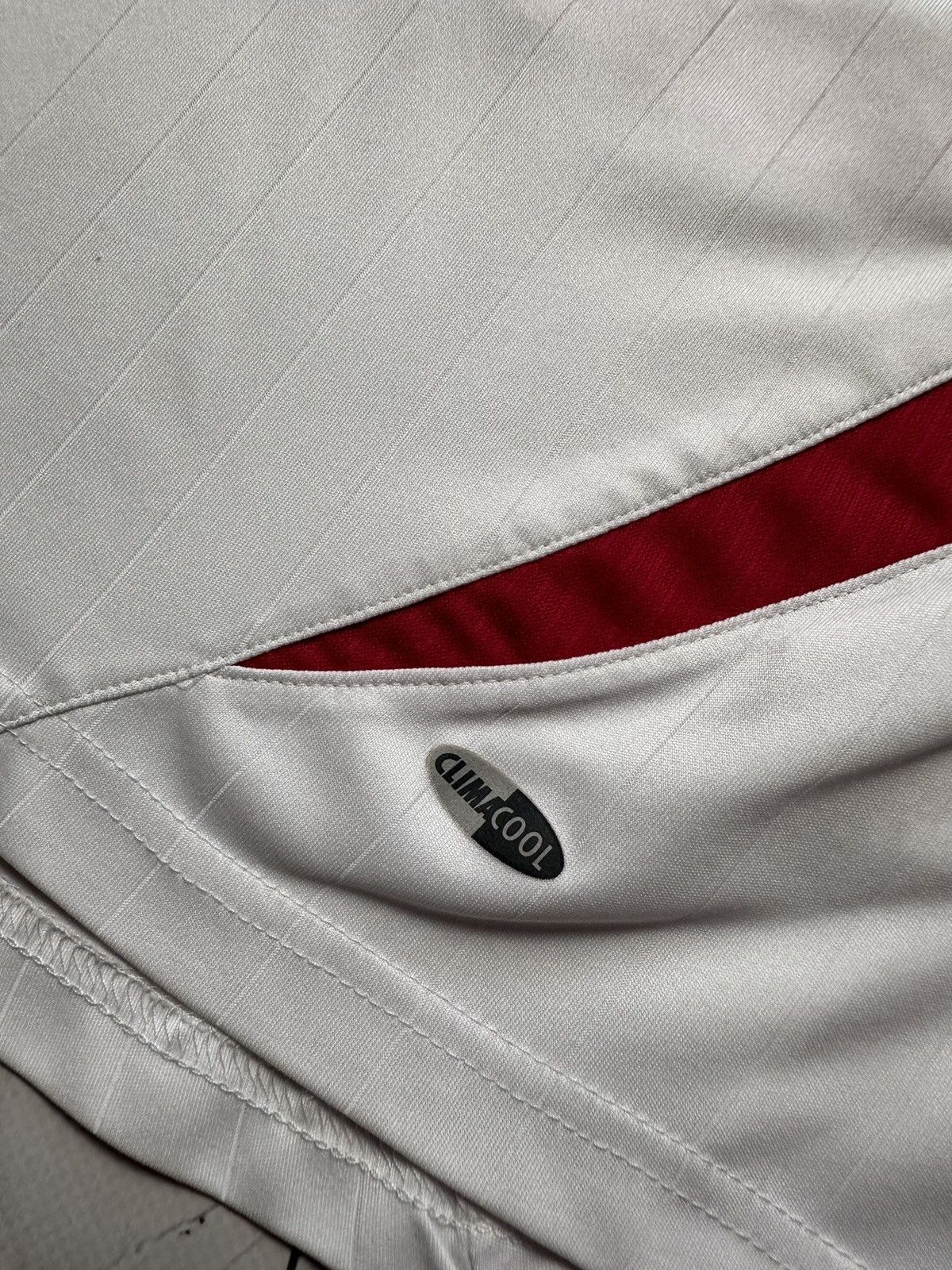 Adidas × Vintage Vintage adidas Spain 7 Raul soccer jersey size L logo Size US L / EU 52-54 / 3 - 5 Thumbnail