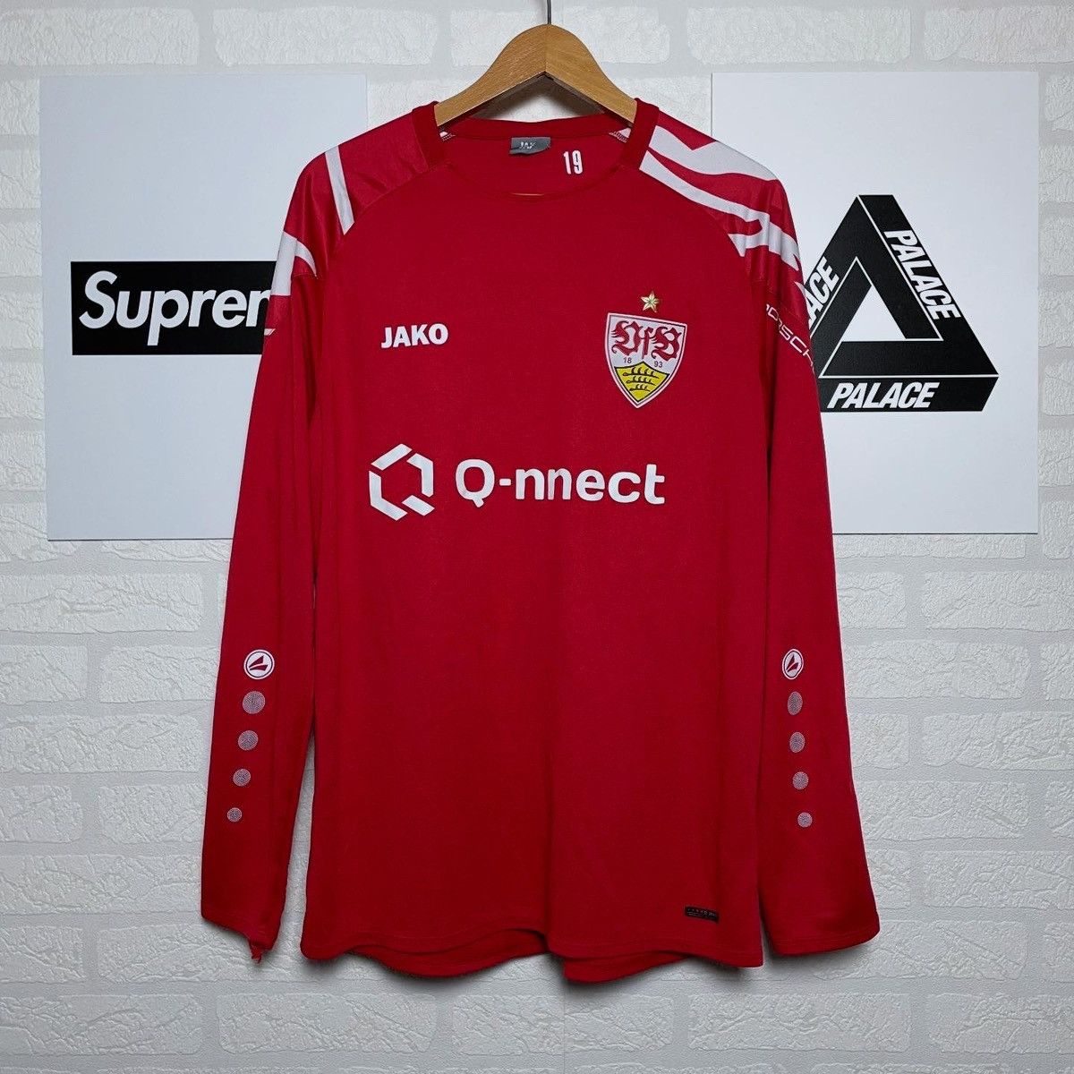 Other VFB STUTTGART SOCCER JERSEY LONG SLEEVE 2024 2023 JAKO Size US L / EU 52-54 / 3 - 1 Thumbnail