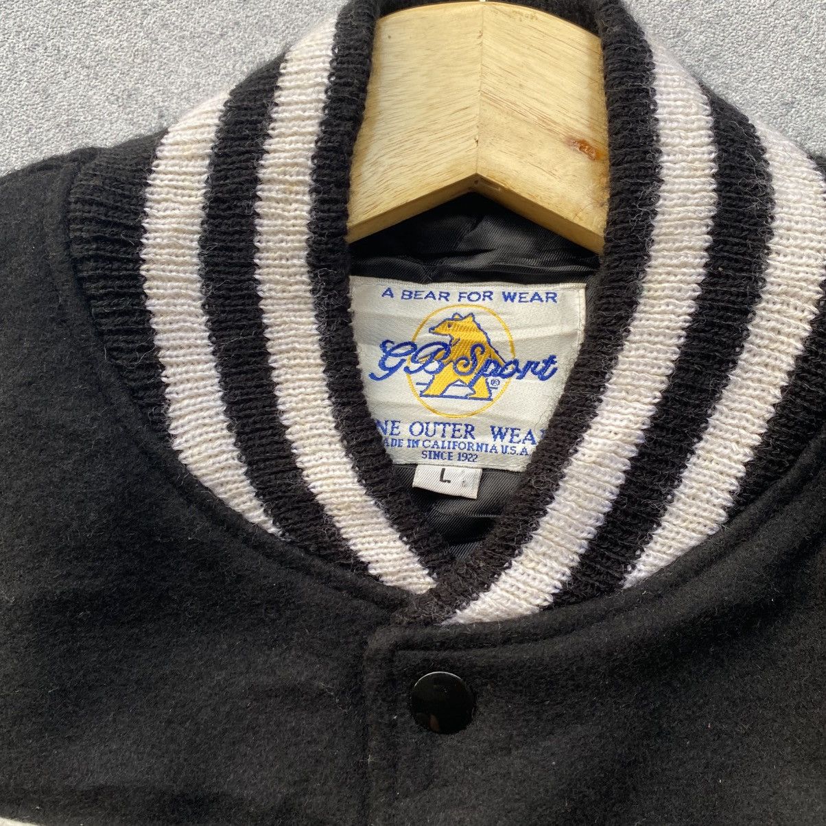 Vintage Captain Santa Leather Varsity Size US L / EU 52-54 / 3 - 7 Thumbnail