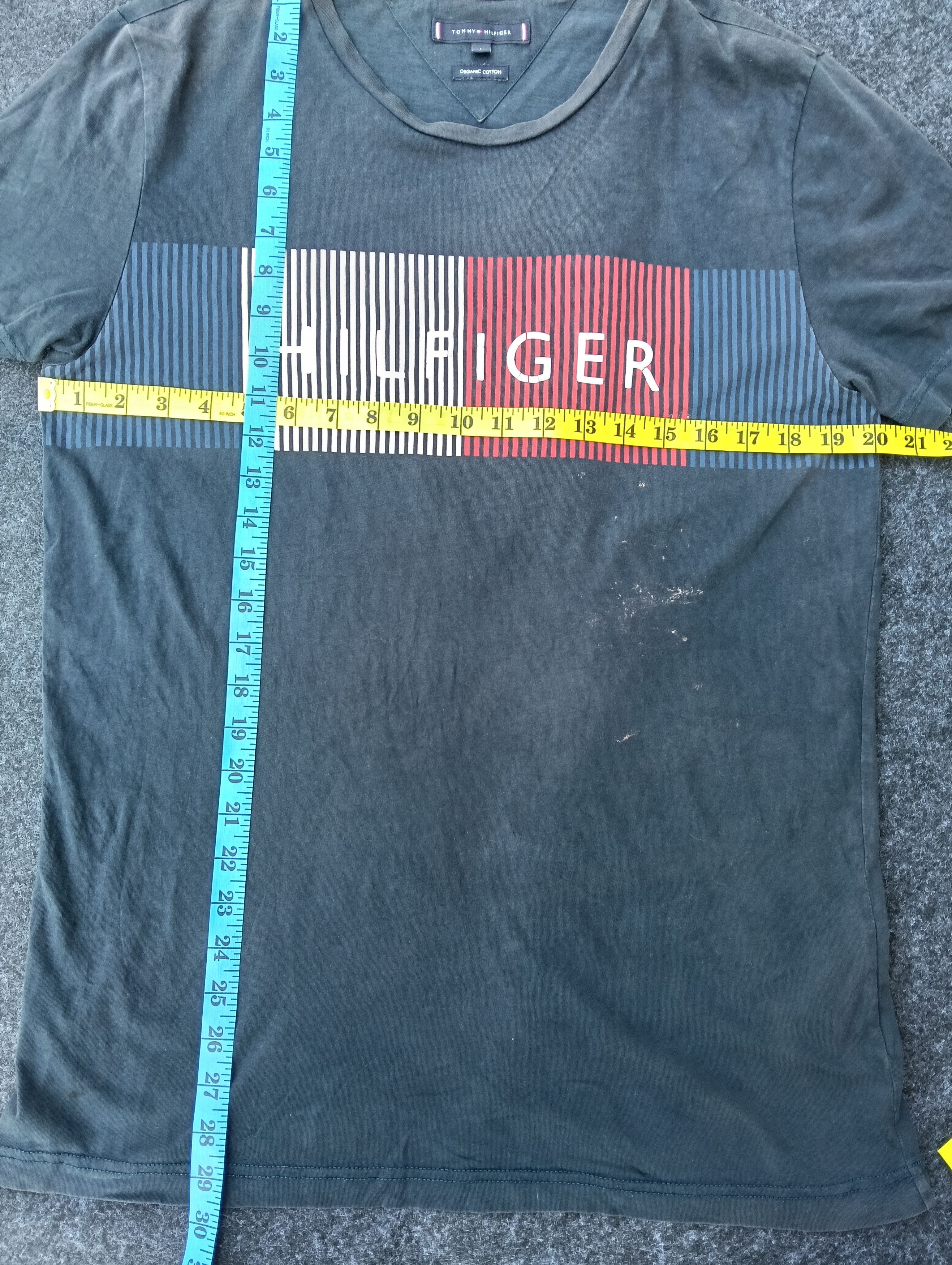 Tommy Hilfiger TOMMY HILFIGER SPELLOUT WITH ORGANIC COTTON. Size US L / EU 52-54 / 3 - 4 Thumbnail