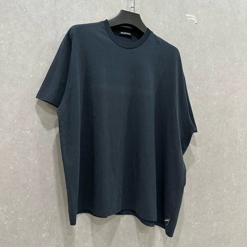 Balenciaga Balenciaga Irregular short sleeve Size US XS / EU 42 / 0 - 3 Thumbnail