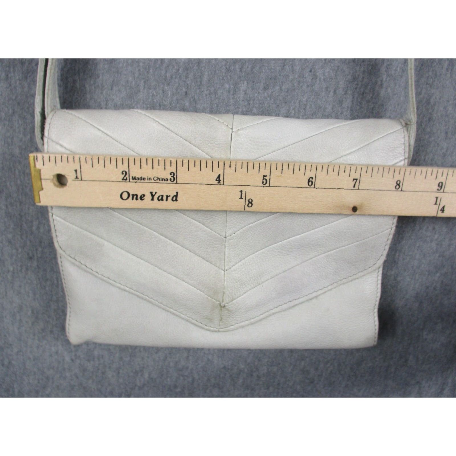 Vintage VILenca Holland Crossbody Bag Womens Genuine Leather Chevron Purse Crossbody Small Gray Bag Womens Chevron Front Flap Zip Size ONE SIZE - 7 Thumbnail