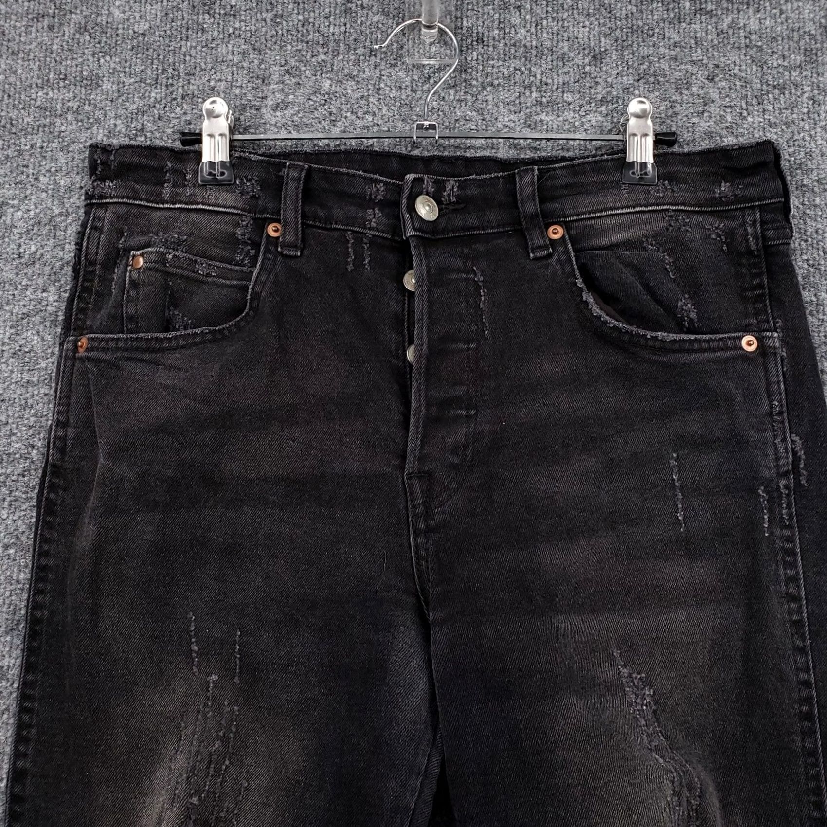 H&M H&M Jeans Womens 12 Black Button Fly Mid Rise Ankle Crop Denim Distressed Size 34" / US 12 / IT 48 - 2 Thumbnail