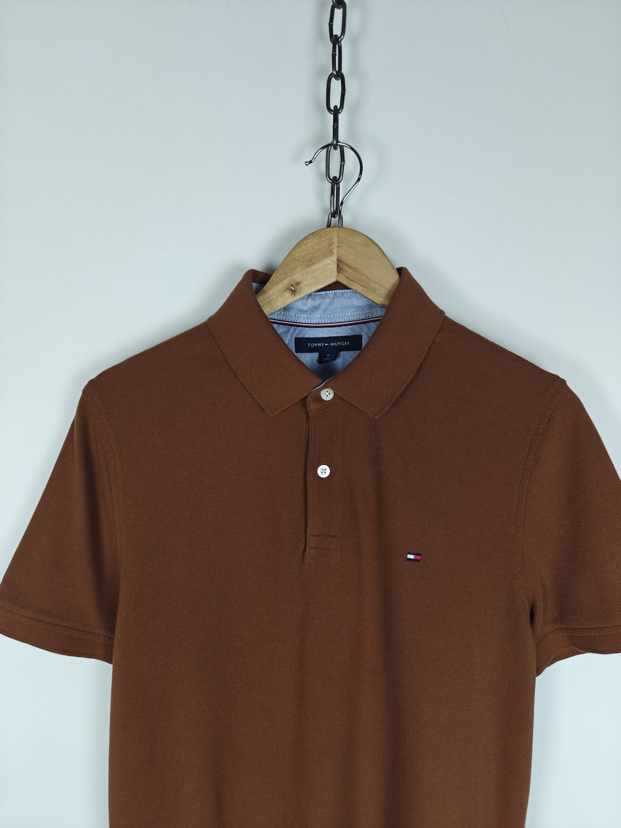 Tommy Hilfiger Tommy Hilfiger Polo T-Shirt Collared Logo Brown size M Size US M / EU 48-50 / 2 - 2 Thumbnail