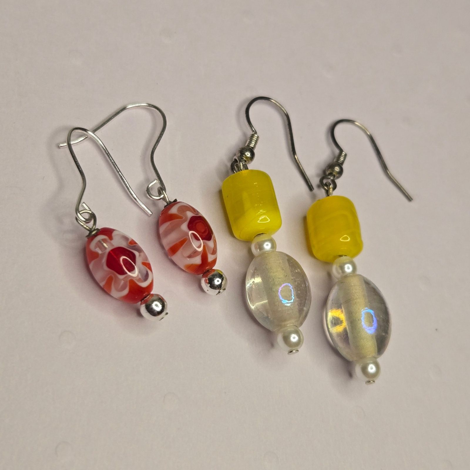Vintage Artisan Handmade Earrings Yellow Iridescent Red Floral Boho Size ONE SIZE - 2 Thumbnail