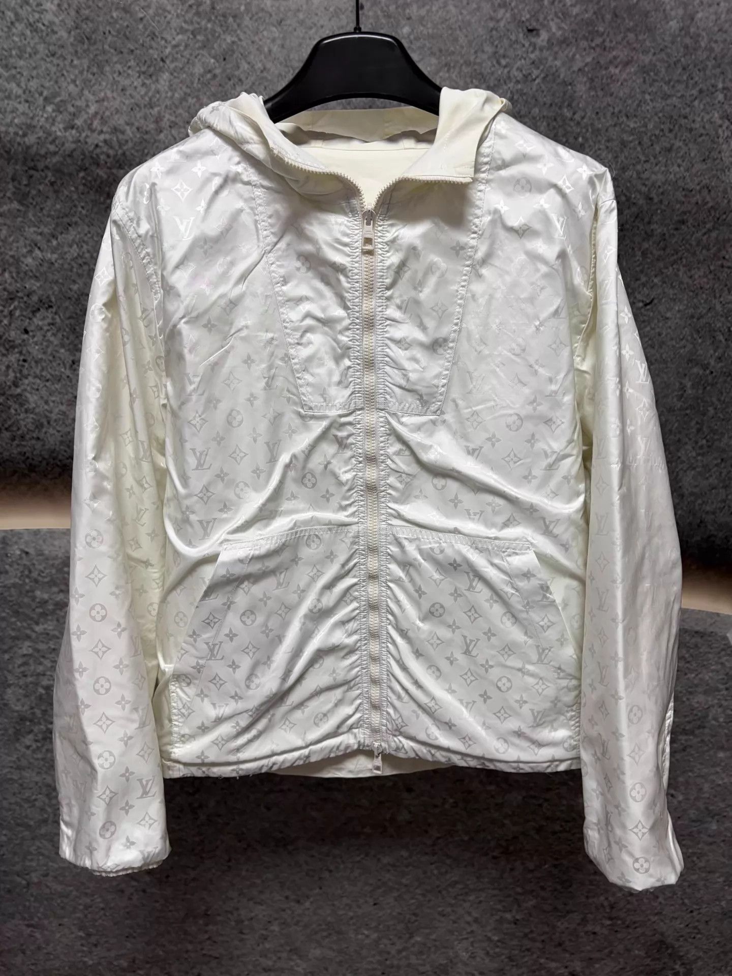 Louis Vuitton LV All-Over Logo Double-Sided Jacket White Size 50 Size US M / EU 48-50 / 2 - 3 Thumbnail