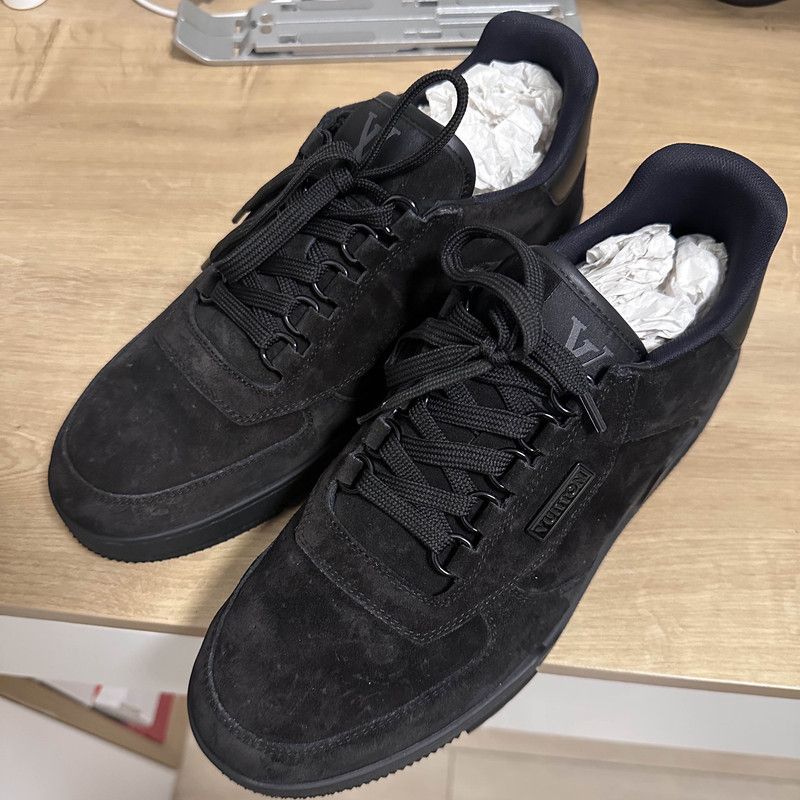 Louis Vuitton Louis Vuitton Trainer Black Suede Sneakers 0089 Size US 8 / EU 41 - 1 Thumbnail