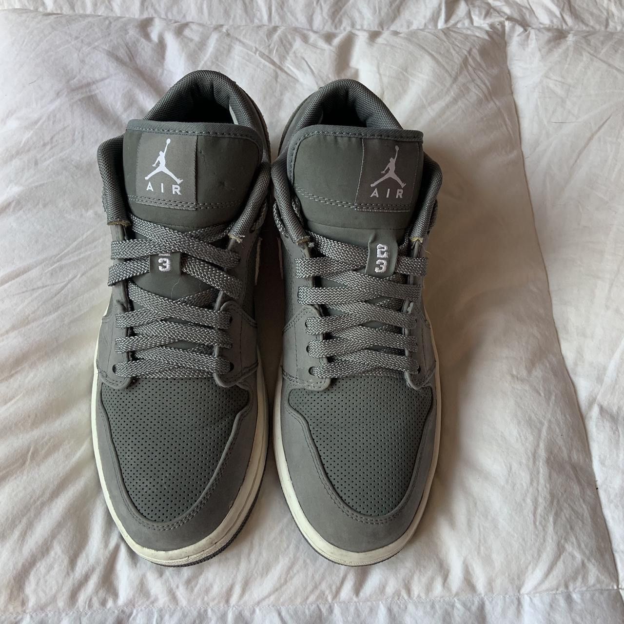 Jordan Brand Air Jordan 1 Low Phat Cool Grey Size US 8.5 / EU 41-42 - 3 Thumbnail