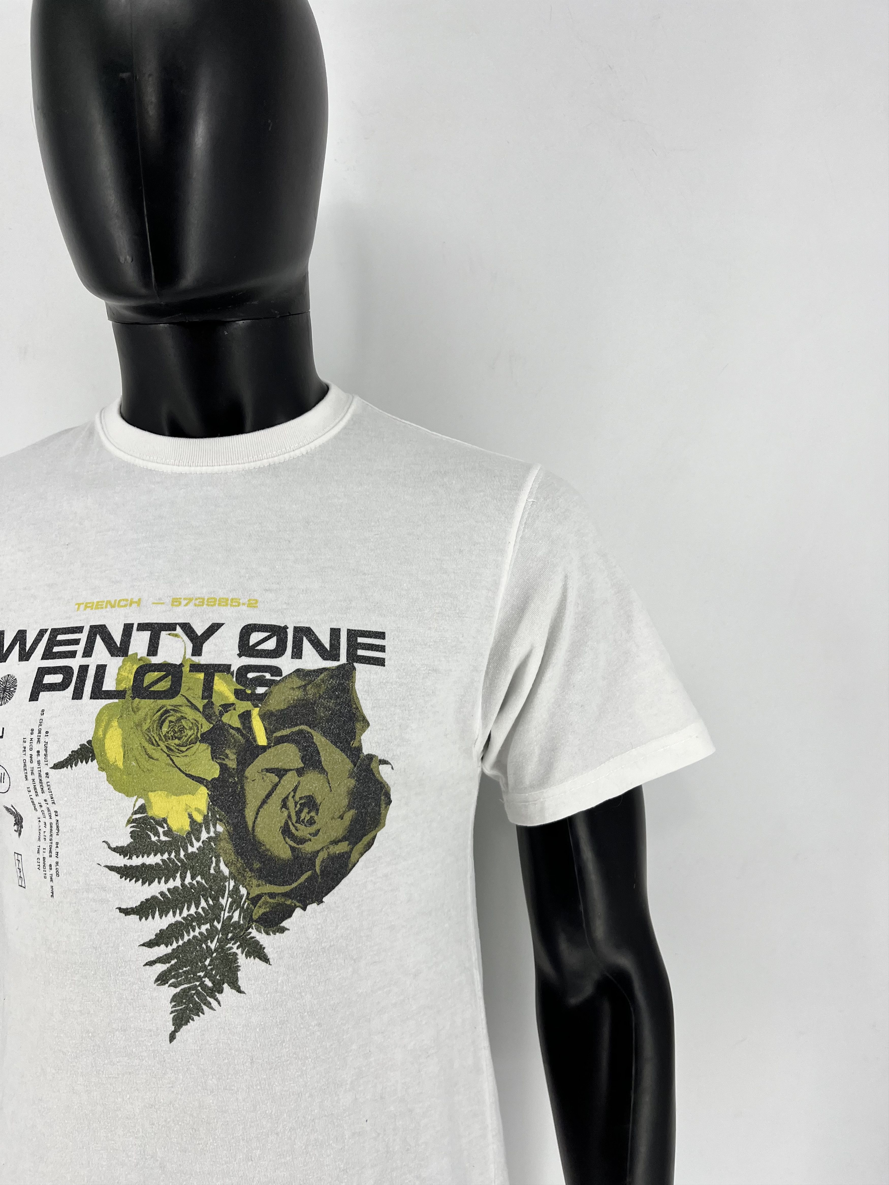 Band Tees × Vintage Vintage Y2K Twenty One Pilots Cult Rock Band Tee Size US S / EU 44-46 / 1 - 7 Thumbnail