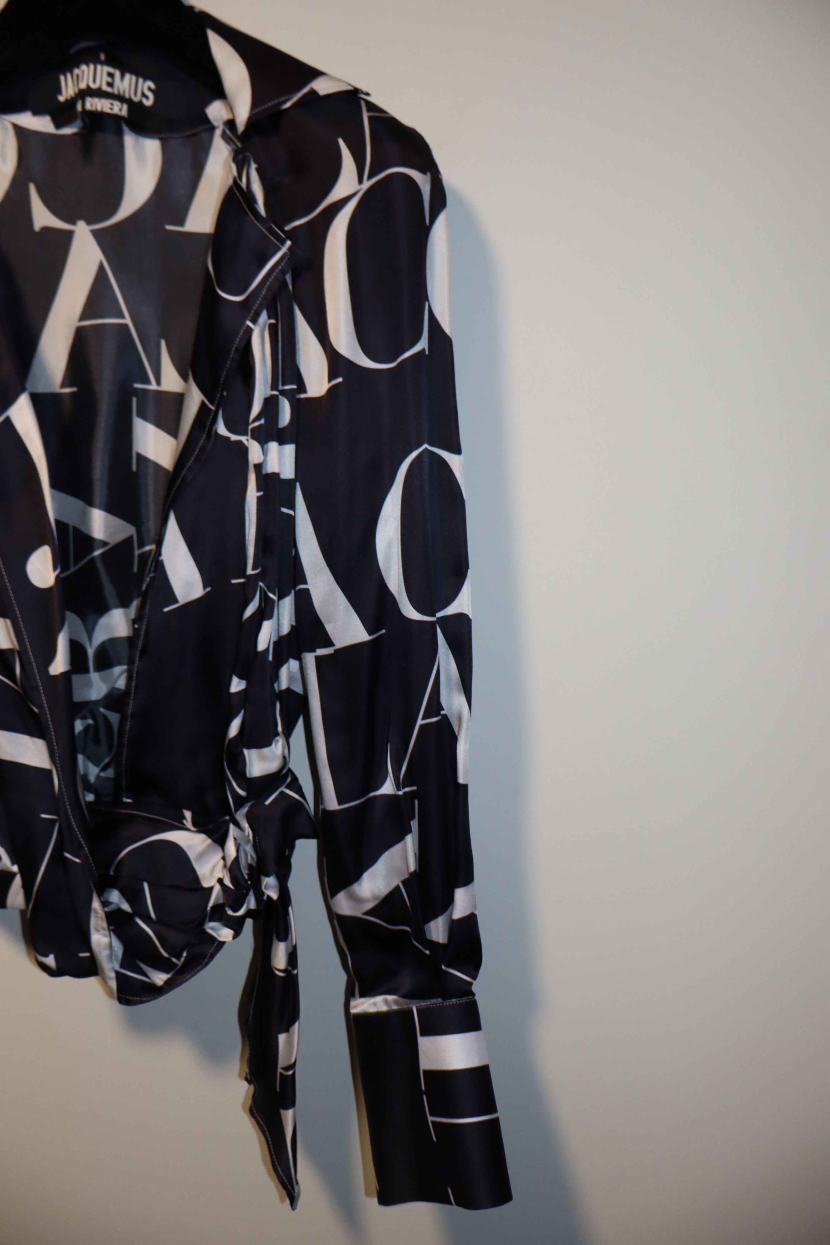 Jacquemus "La Riviera" silk shirt Size XXS / US 00 / IT 34 - 5 Thumbnail