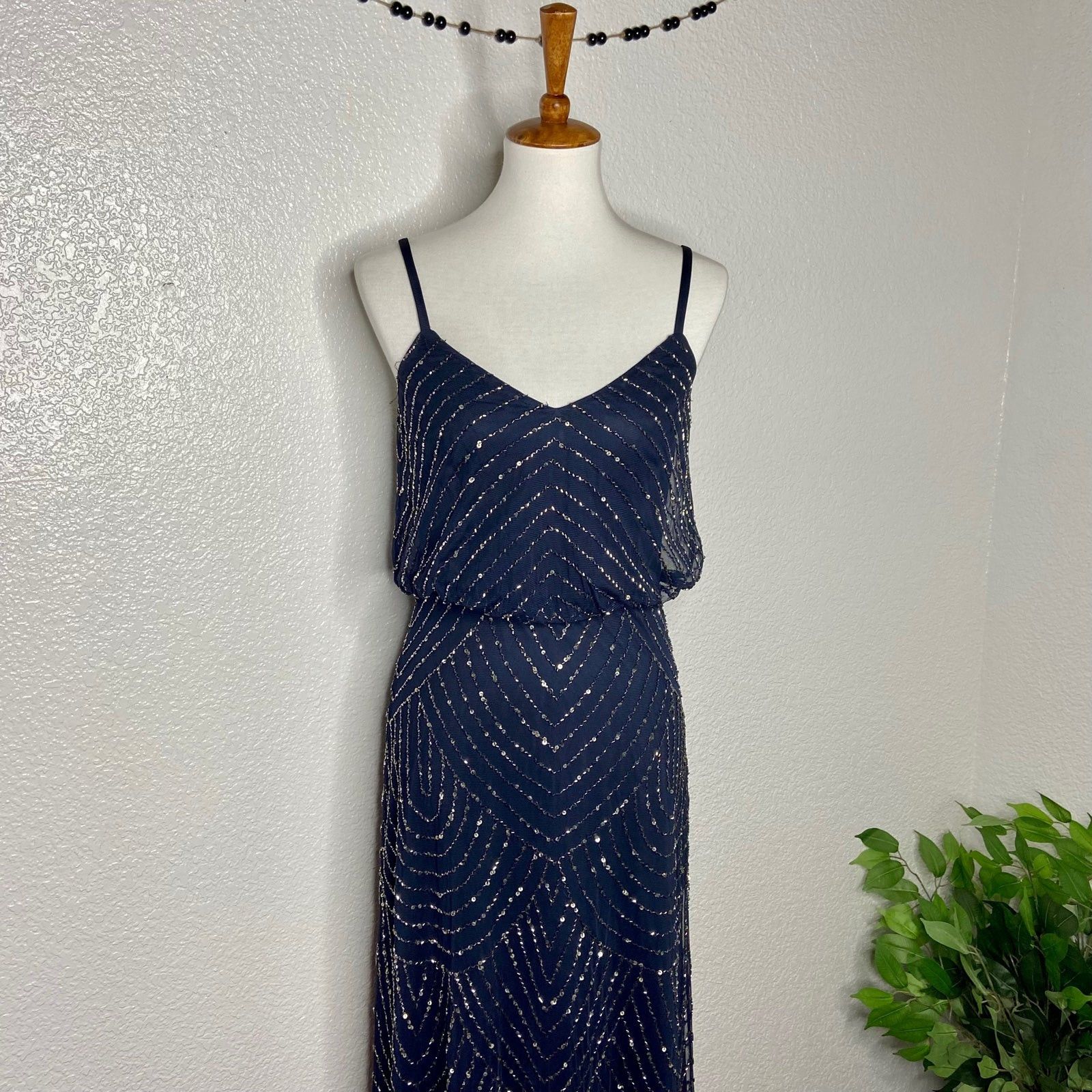 Adrianna Papell Adrianna Papell Navy Sequin Tank Evening Gown Size M / US 6-8 / IT 42-44 - 10 Thumbnail