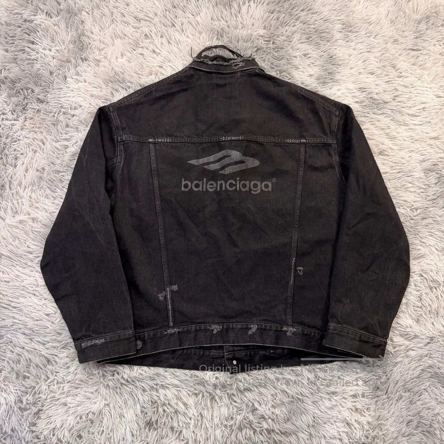 Balenciaga balenciaga 3b sports denim jacket unisex. Size US S / EU 44-46 / 1 - 2 Thumbnail