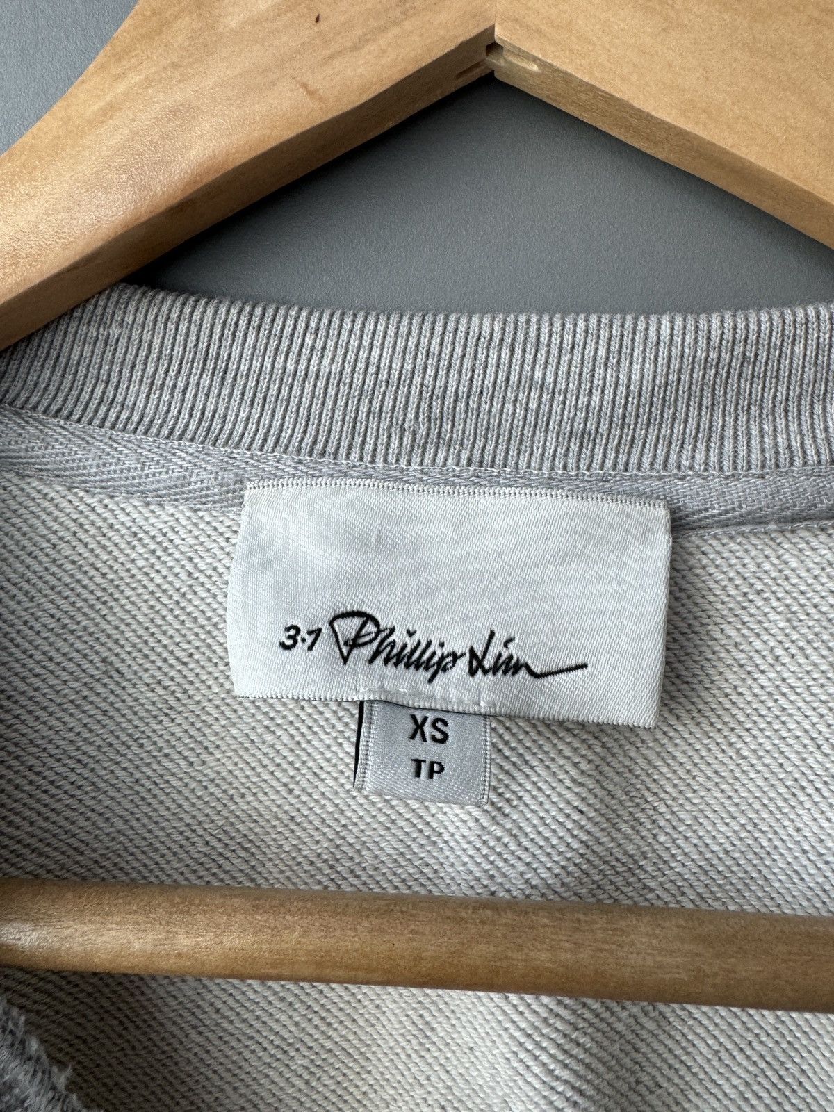 3.1 Phillip Lim 3.1 Philip Lim French Terry Grey Knitted Sleeve Sweatshirt Size XS / US 0-2 / IT 36-38 - 2 Thumbnail