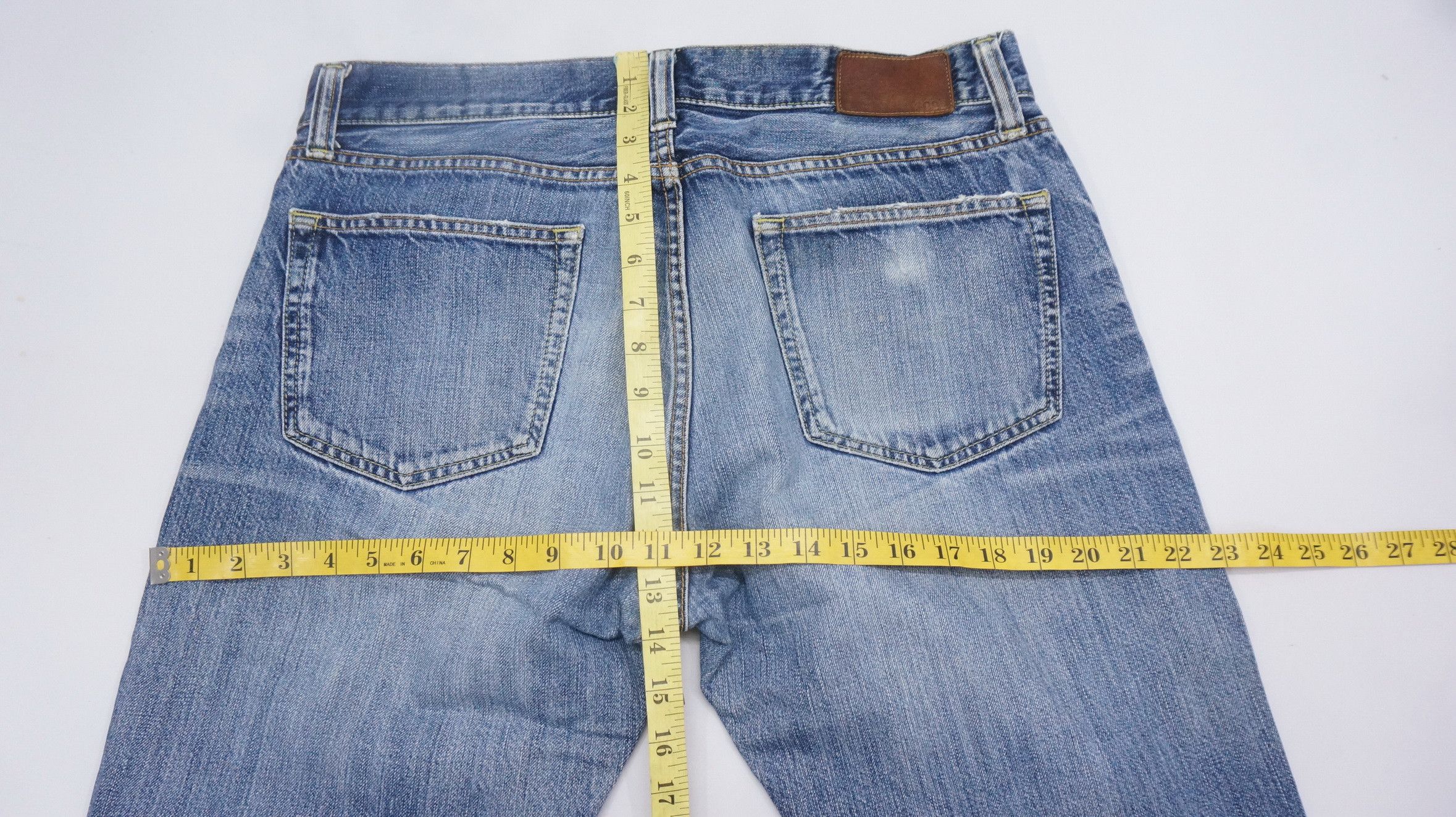 Japanese Brand Uniqlo Jeans UJ S002 Ripped Distressed Jeans W35 Size US 35 - 12 Thumbnail